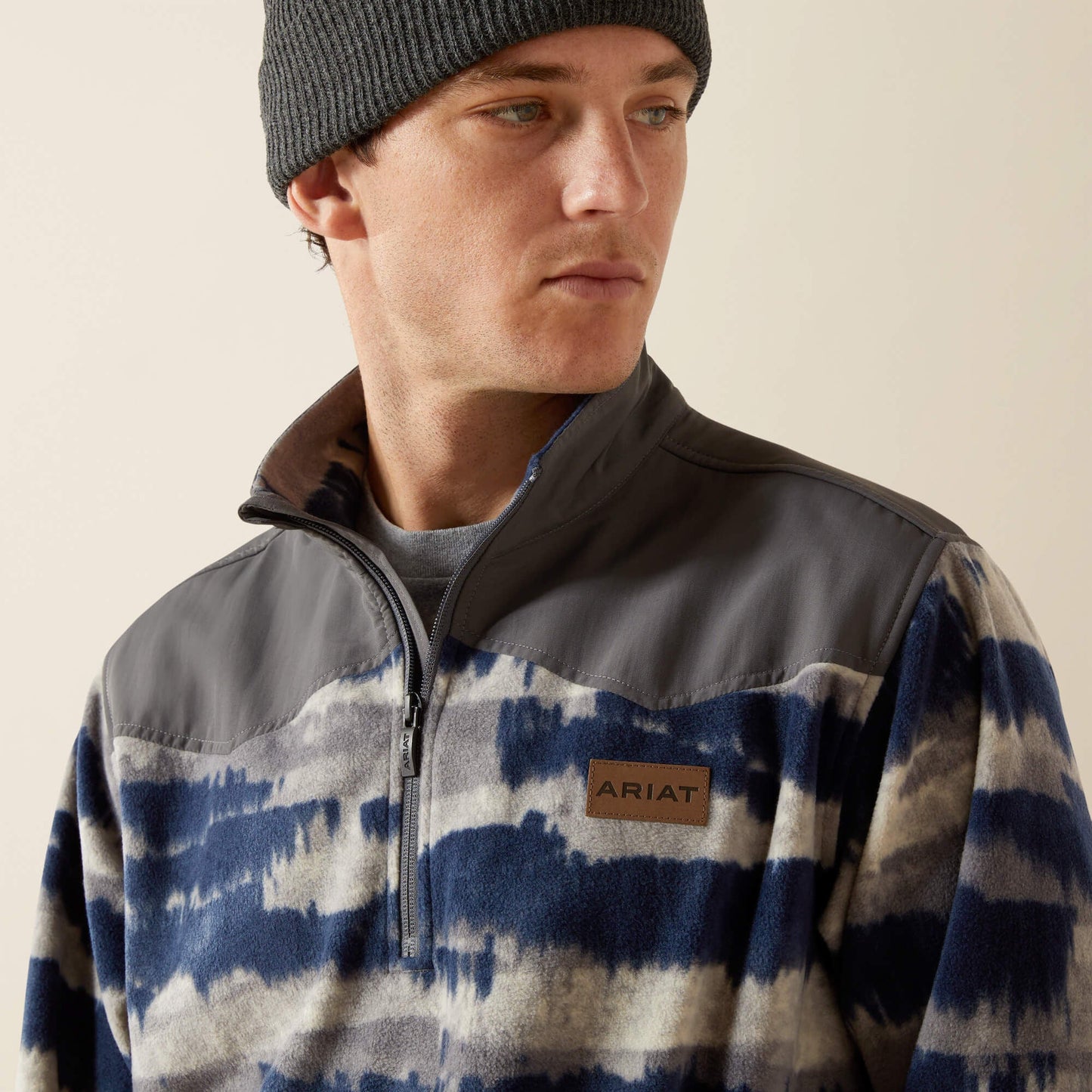 Basis Fleece Sweater Men | Ariat discount