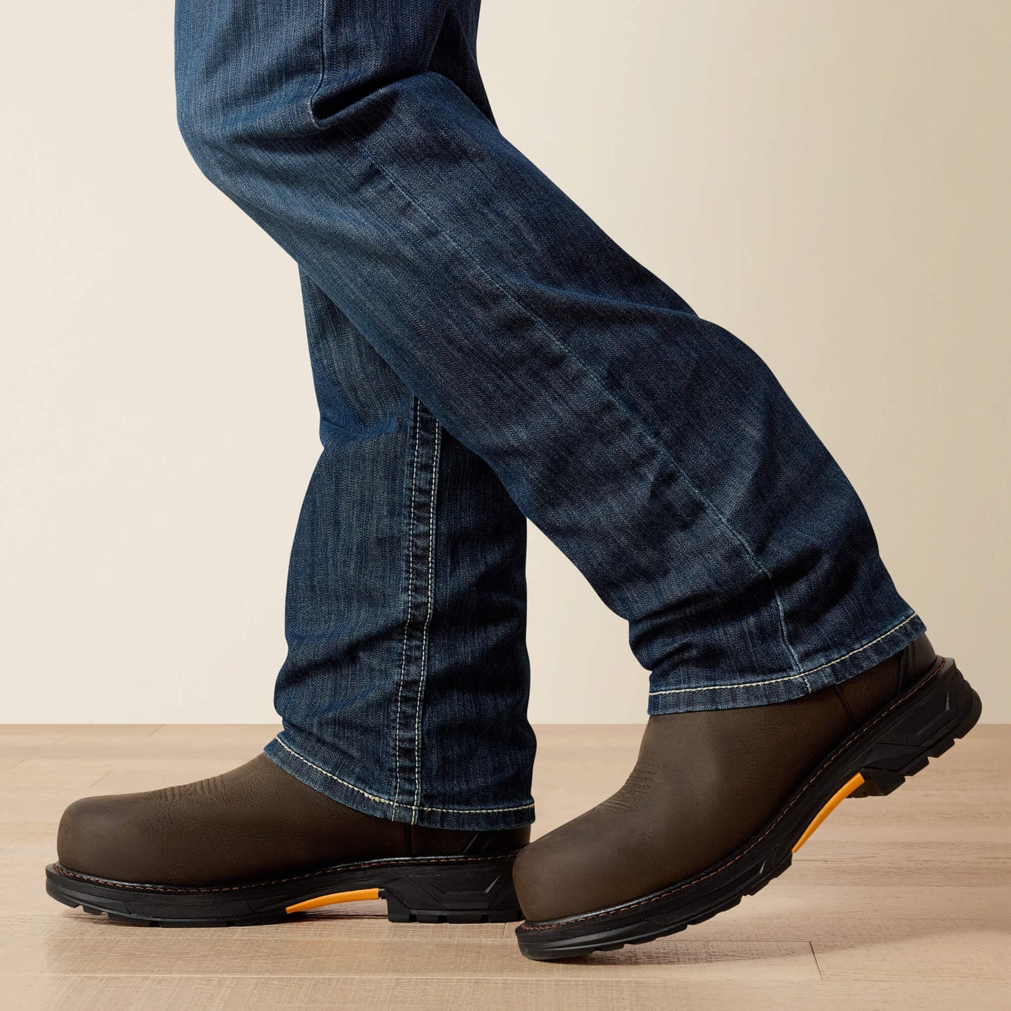 FR M5 Straight DuraLight Stretch Coltrane Straight Leg Jean Men | Ariat outlet