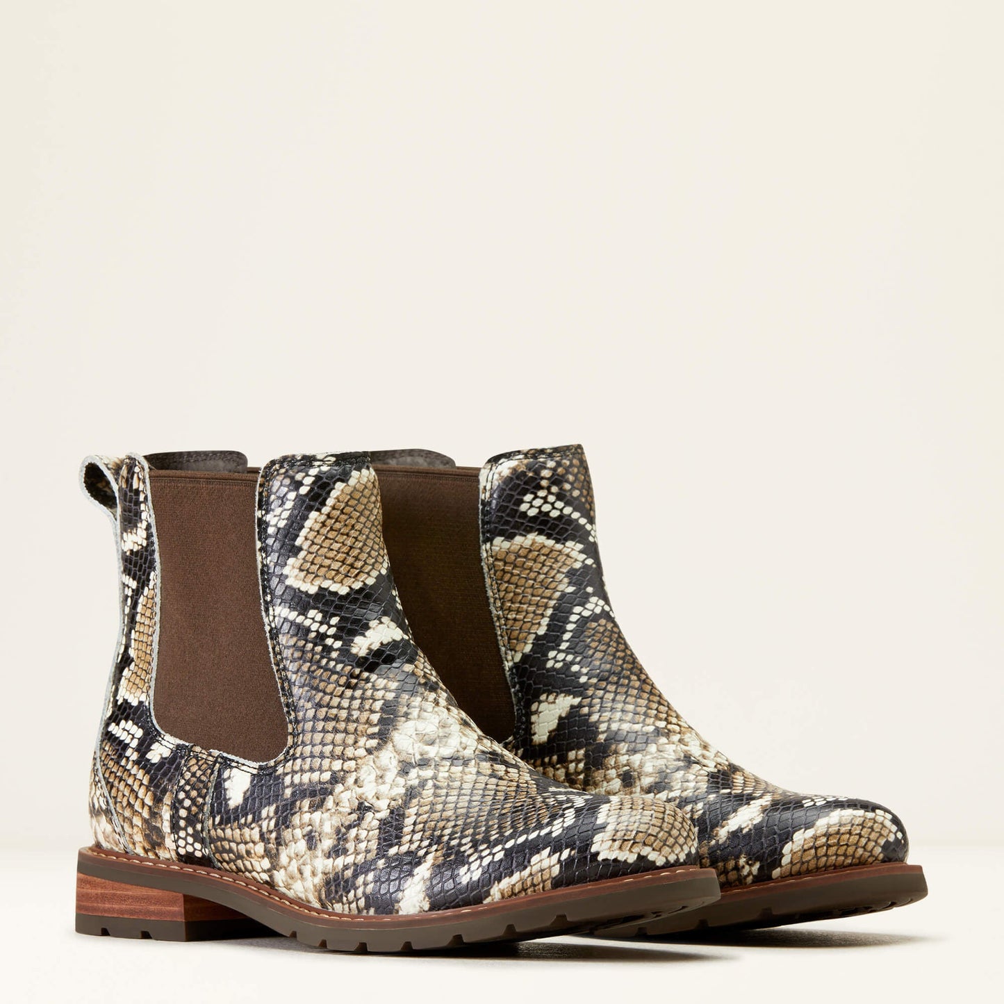 Wexford Chelsea Boot Women | Ariat on sale
