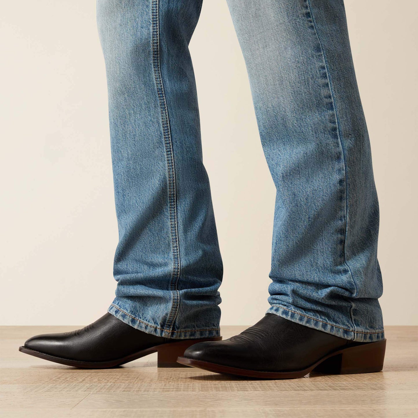 M5 Straight Gilroy Straight Leg Jean Trends | Ariat discount