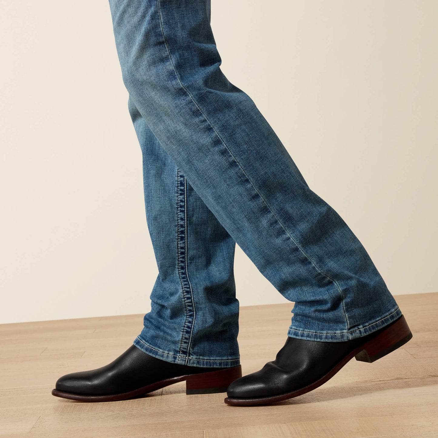 M7 Slim Wessley Straight Jean Trends | Ariat online shop