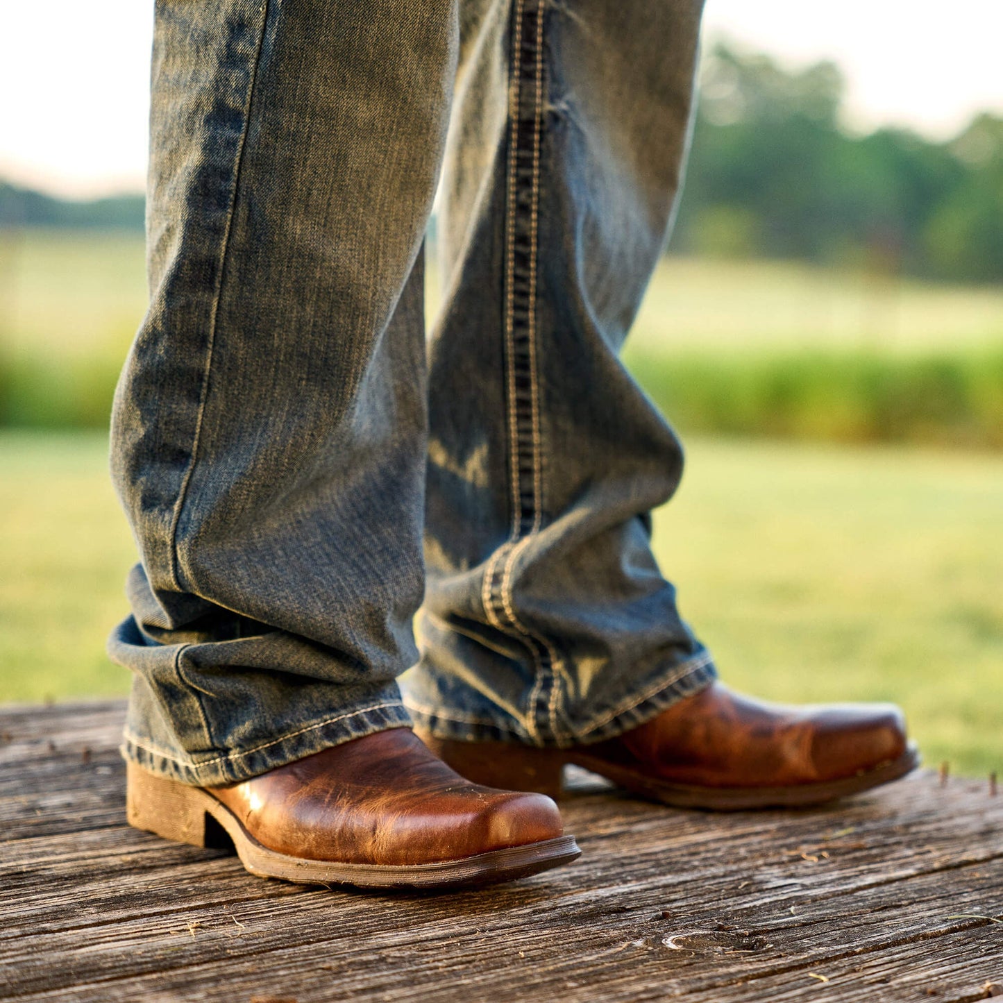 Midtown Rambler Square Toe Chelsea Boot Men | Ariat outlet