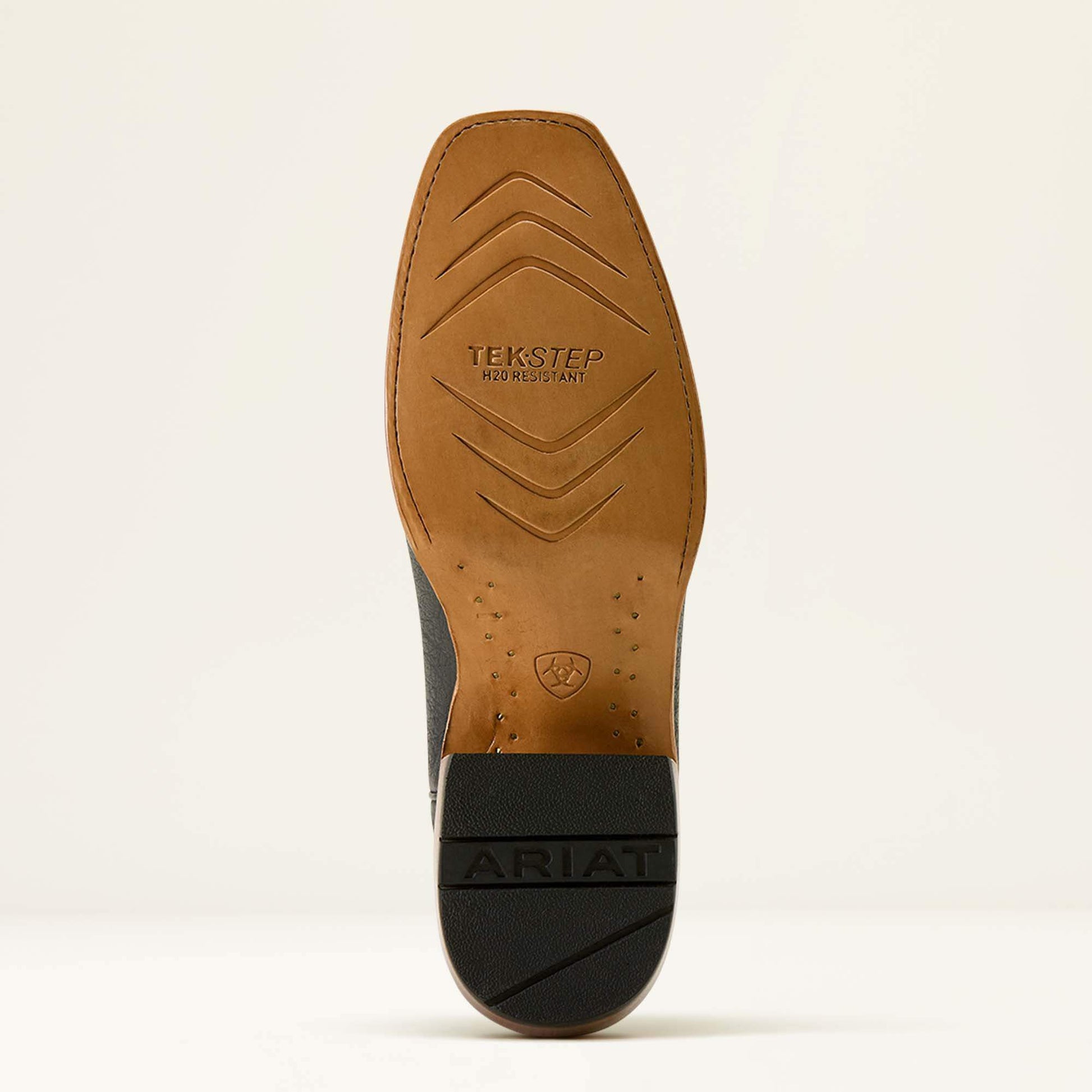 Futurity Platinum Narrow Cutter Toe Cowboy Boot Men | Ariat online shop
