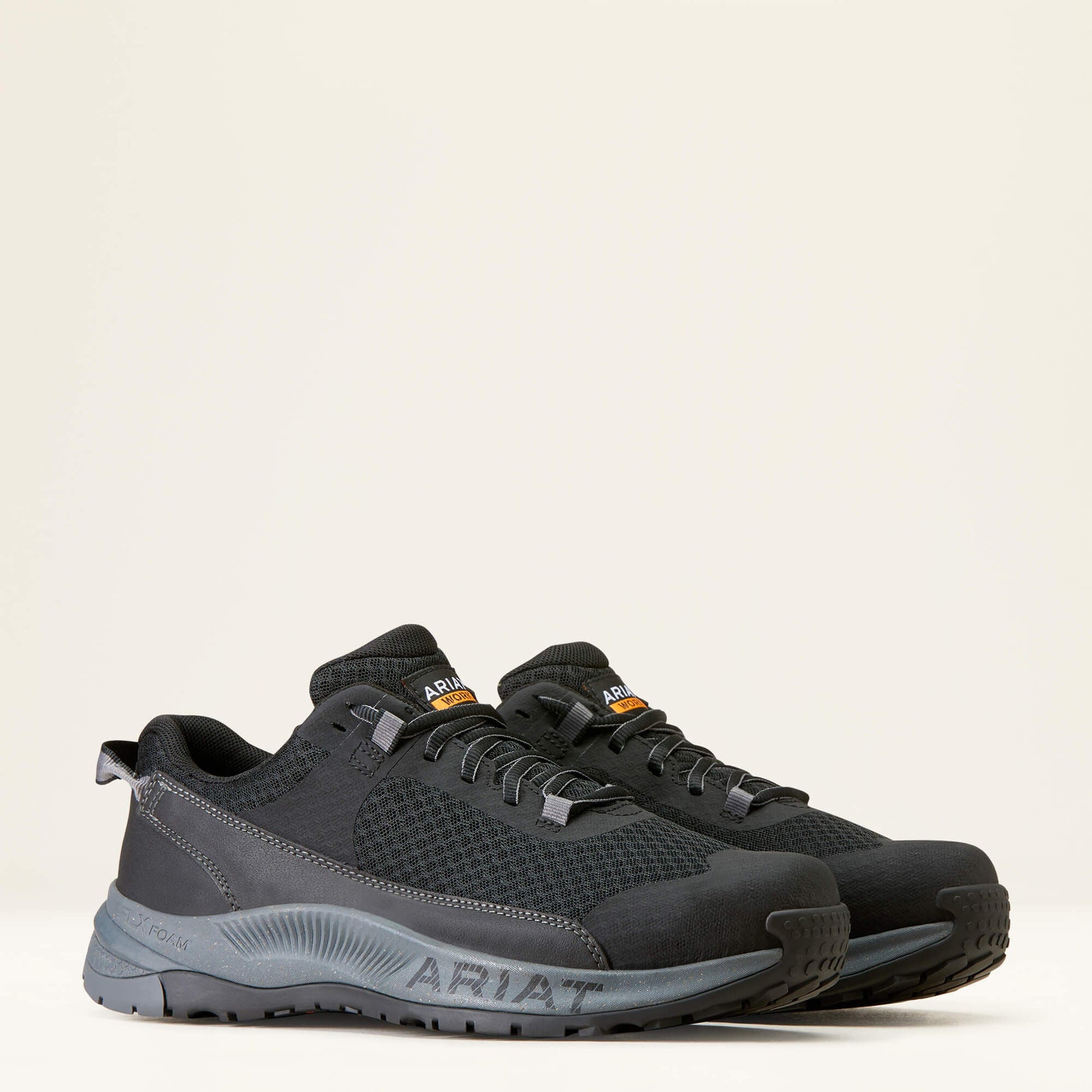 Outpace Shift Composite Toe Work Shoe Men | Ariat outlet