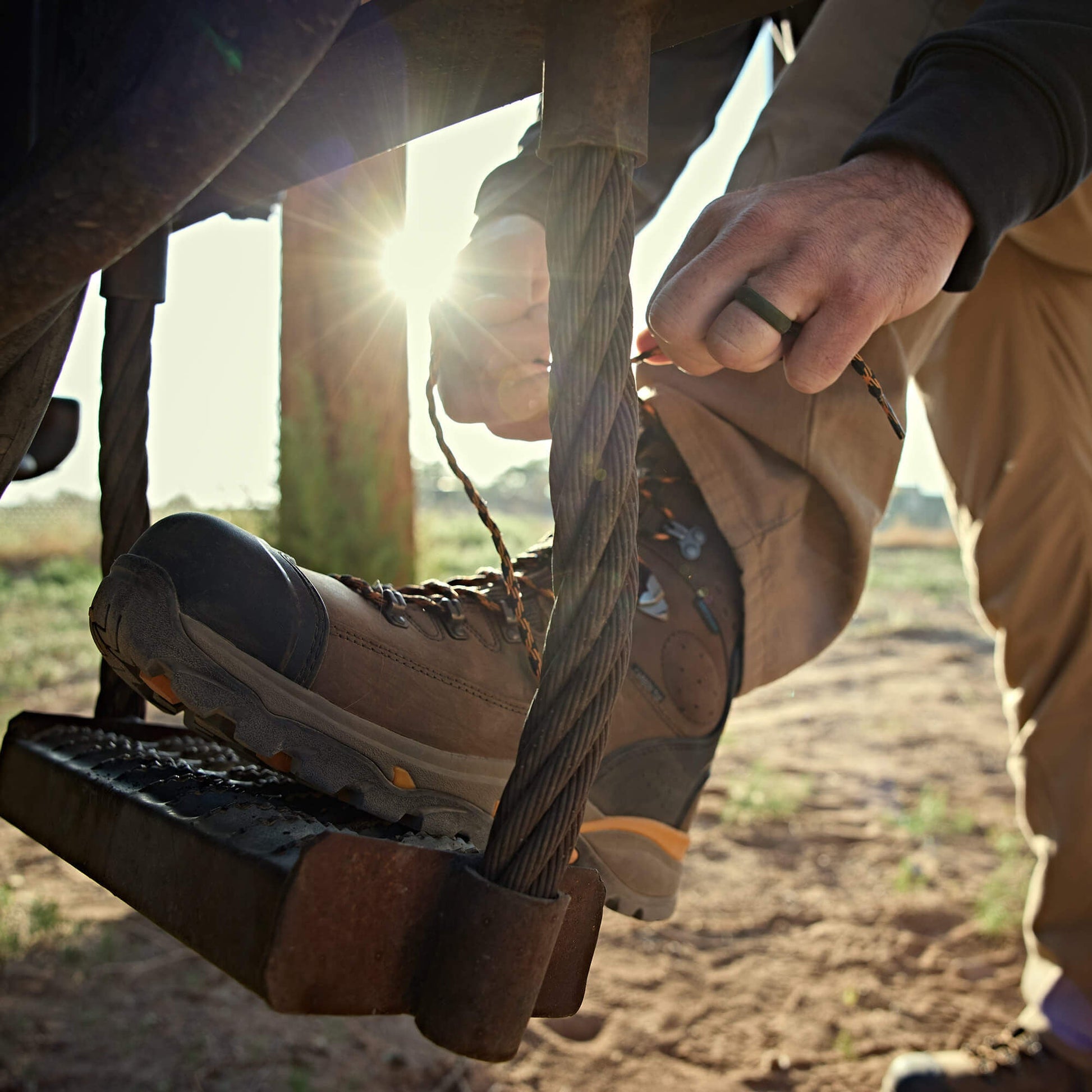 Endeavor 8" Waterproof Carbon Toe Work Boot Men | Ariat on sale