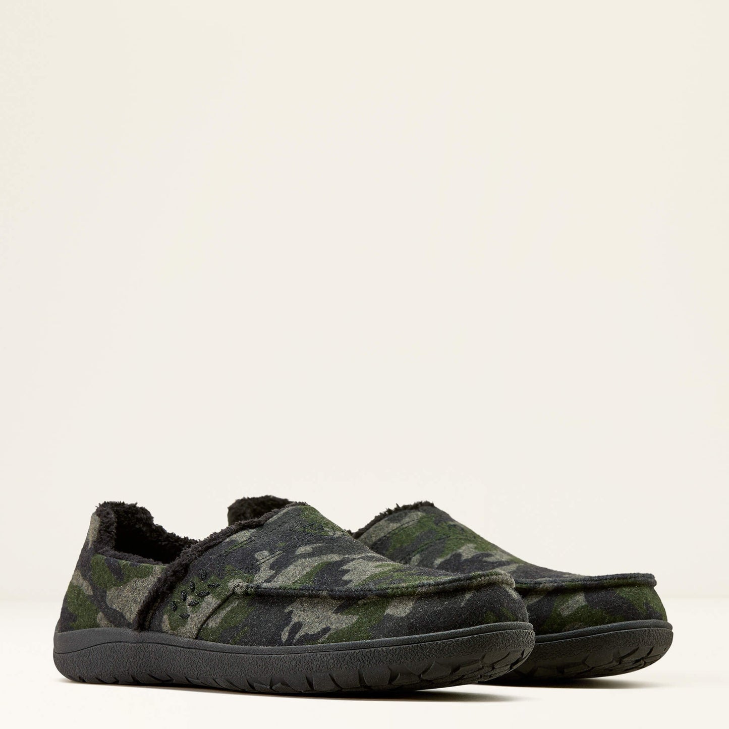 Restful Comfort Scuff Slipper Men | Ariat on sale