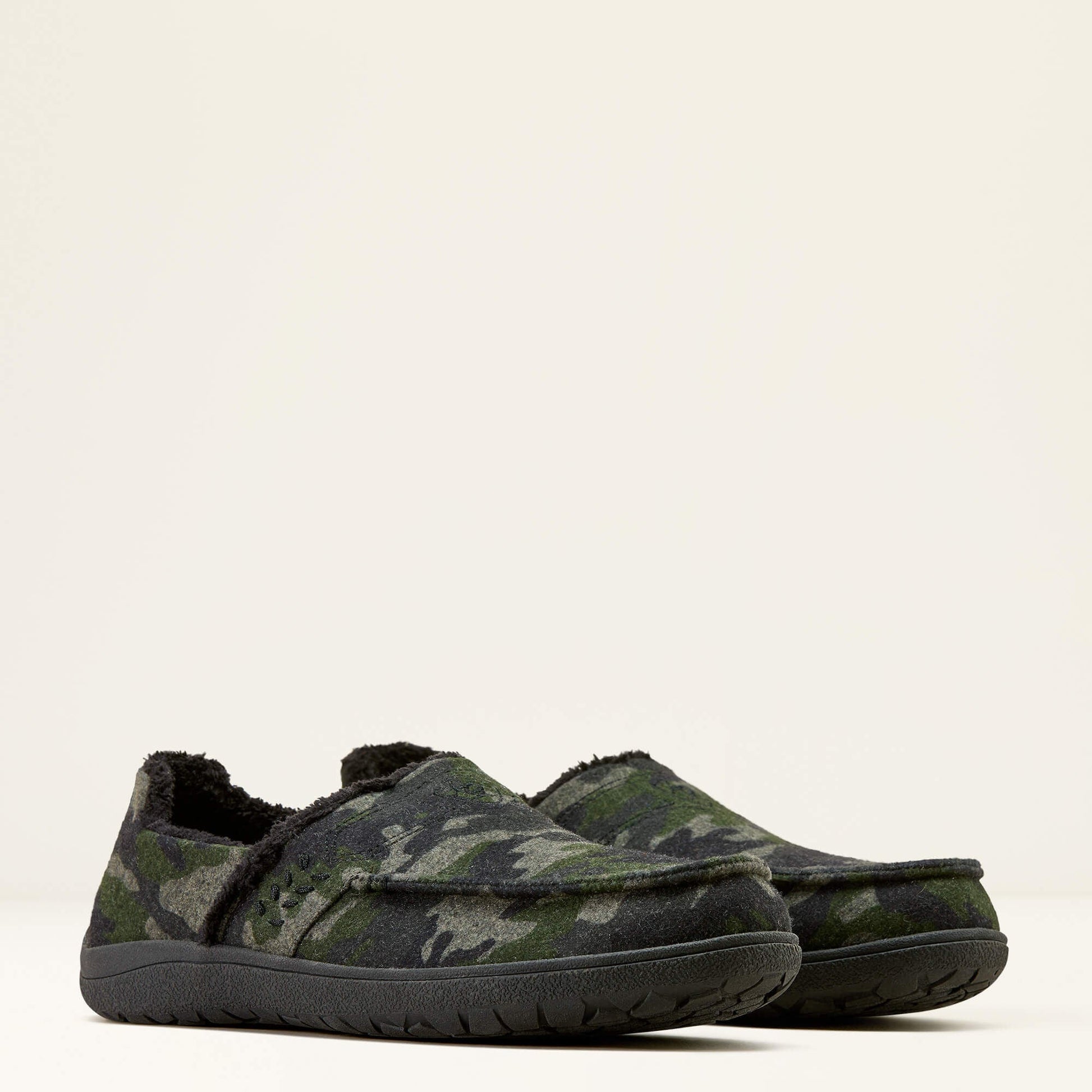 Restful Comfort Scuff Slipper Men | Ariat on sale