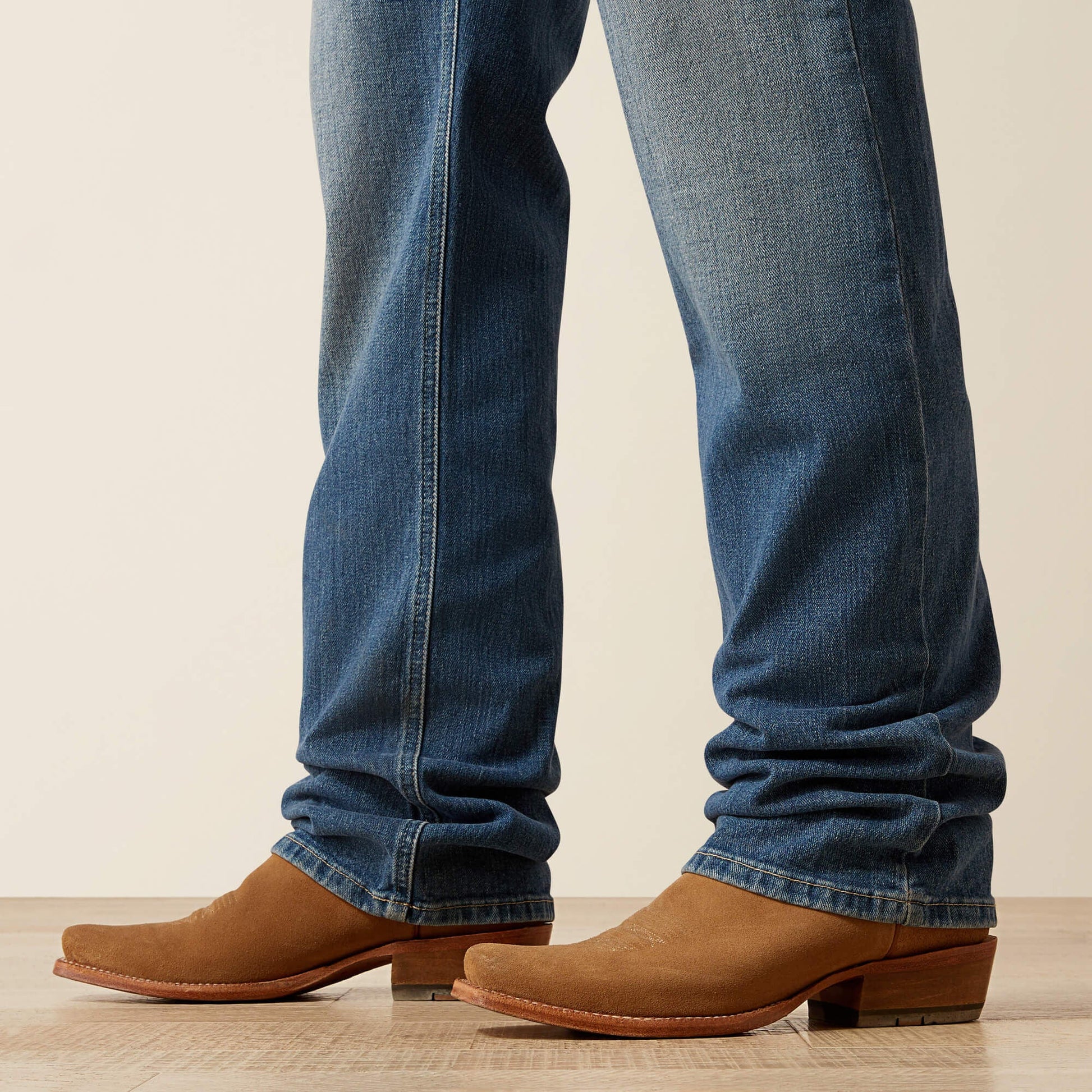 M2 Relaxed Stretch Legacy Boot Cut Jean Men | Ariat online shop