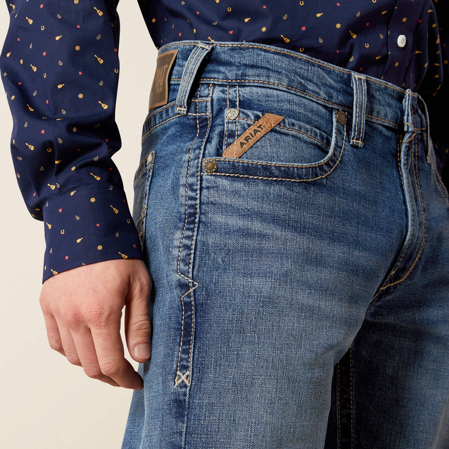 M5 Straight Calico Straight Leg Jean Men | Ariat online shop