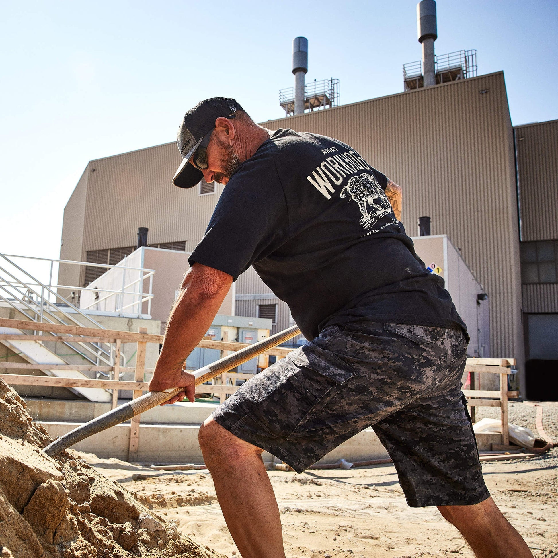Rebar DuraStretch Made Tough Cargo 11" Short Men | Ariat sale