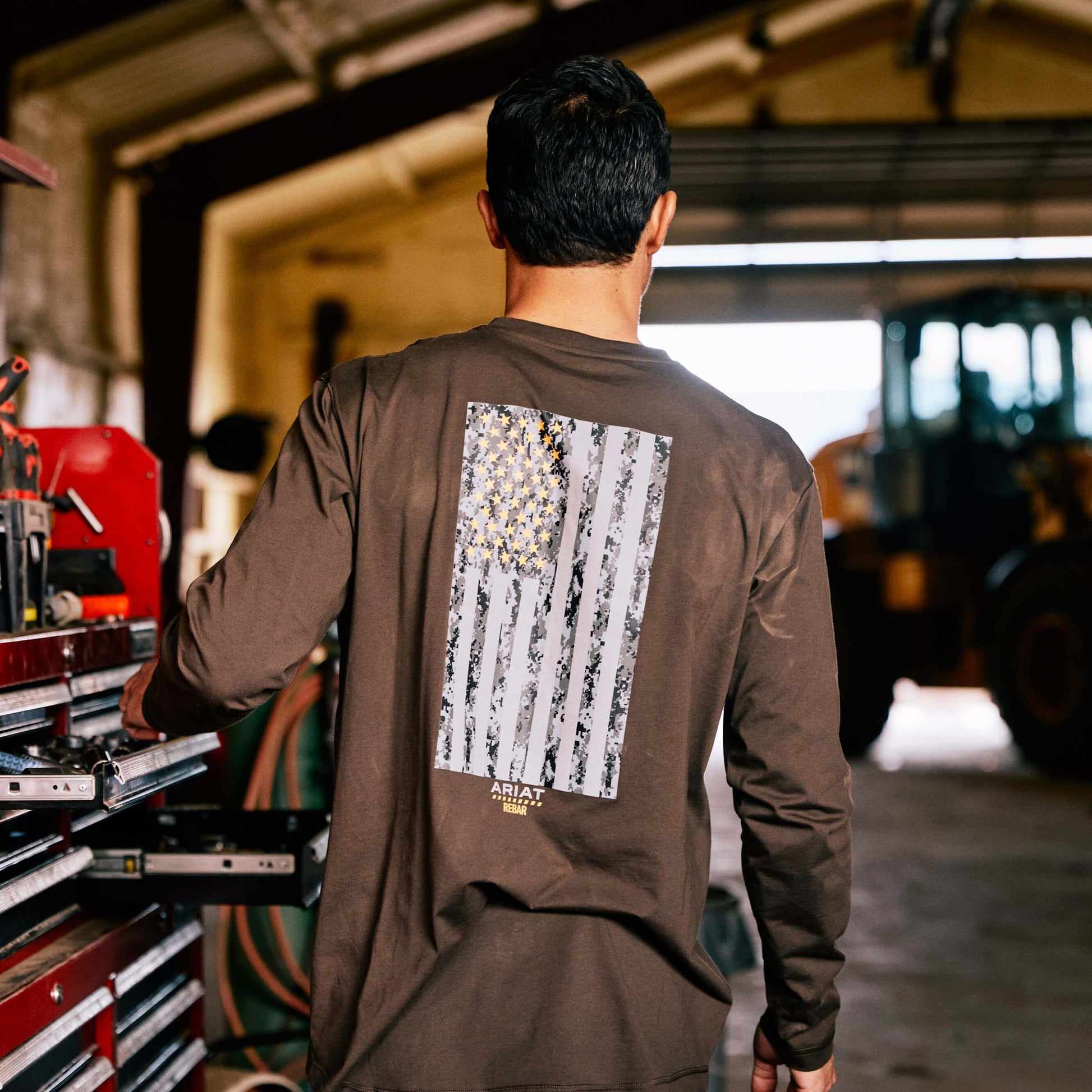 Rebar Workman Reflective Flag Graphic T-Shirt Men | Ariat on sale
