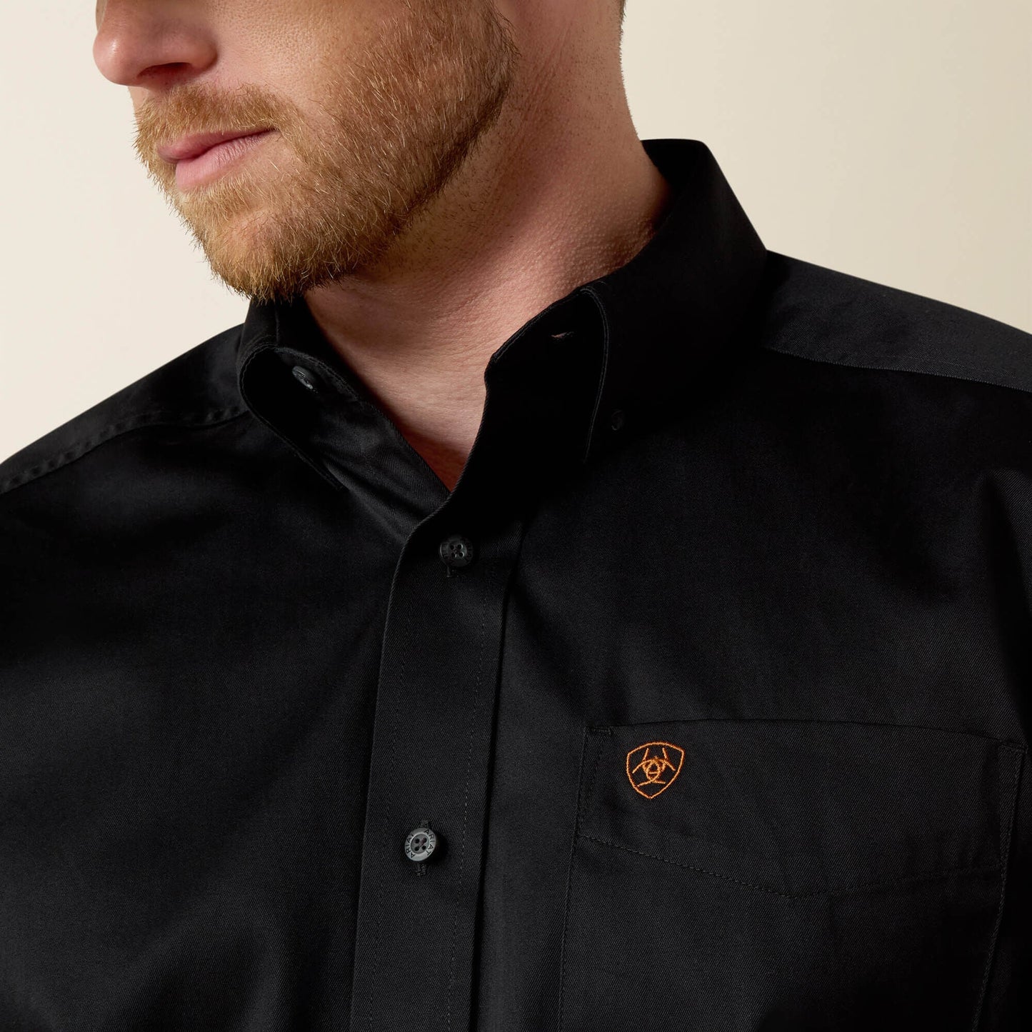 Solid Twill Classic Fit Shirt Men | Ariat online shop