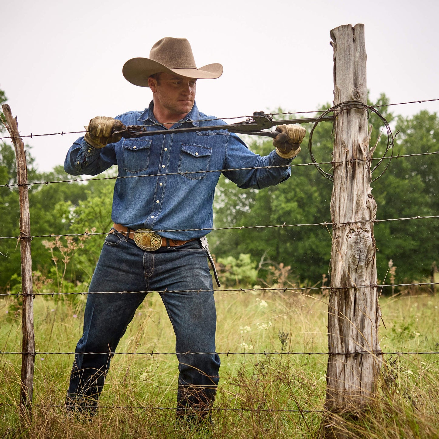 Classic Denim Shirt Men | Ariat online shop