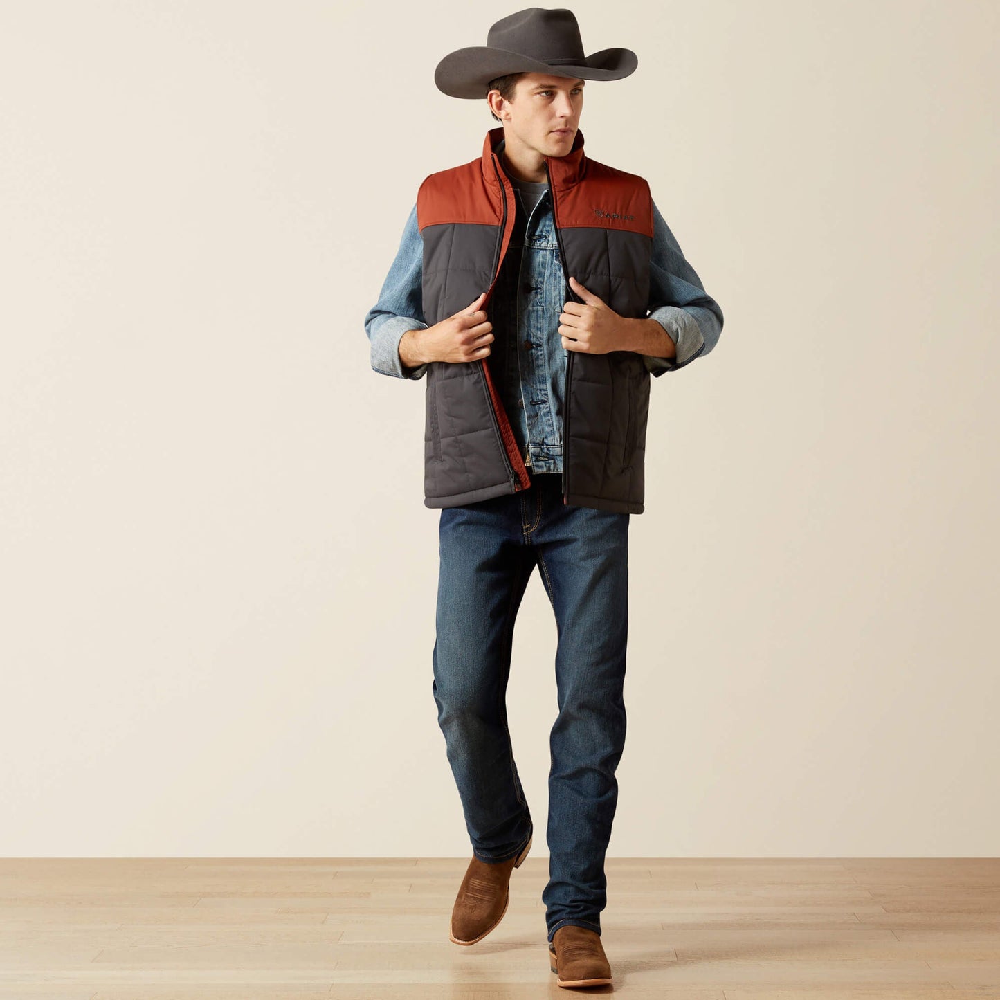 Crius Insulated Vest Men | Ariat on sale