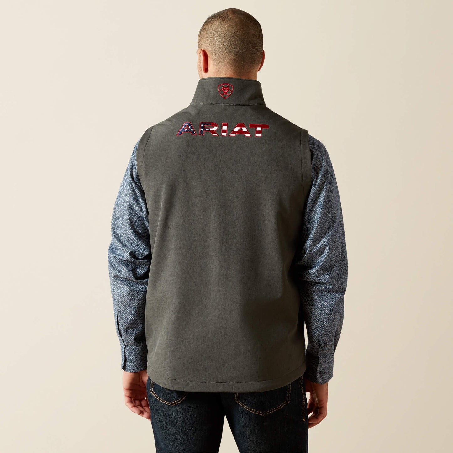 Logo Softshell Vest Men | Ariat online