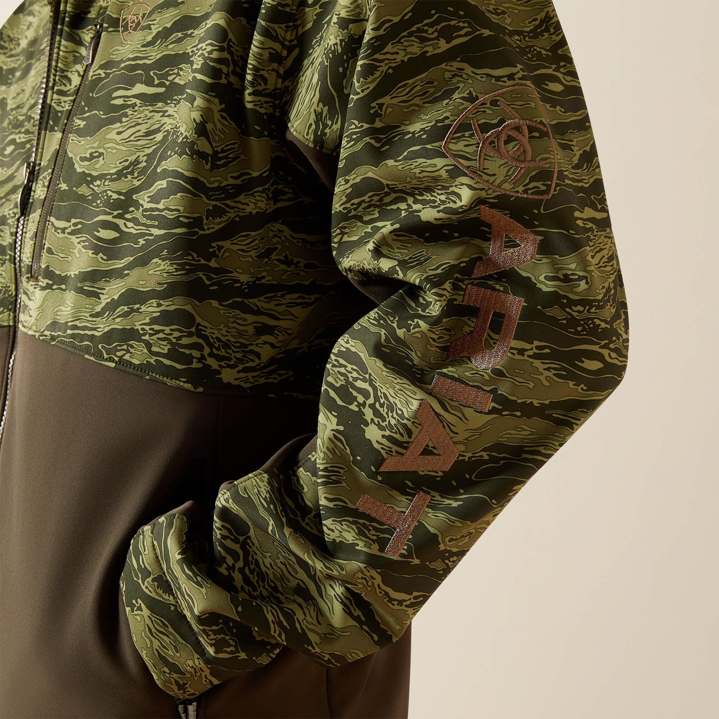 Logo Softshell Jacket Men | Ariat outlet