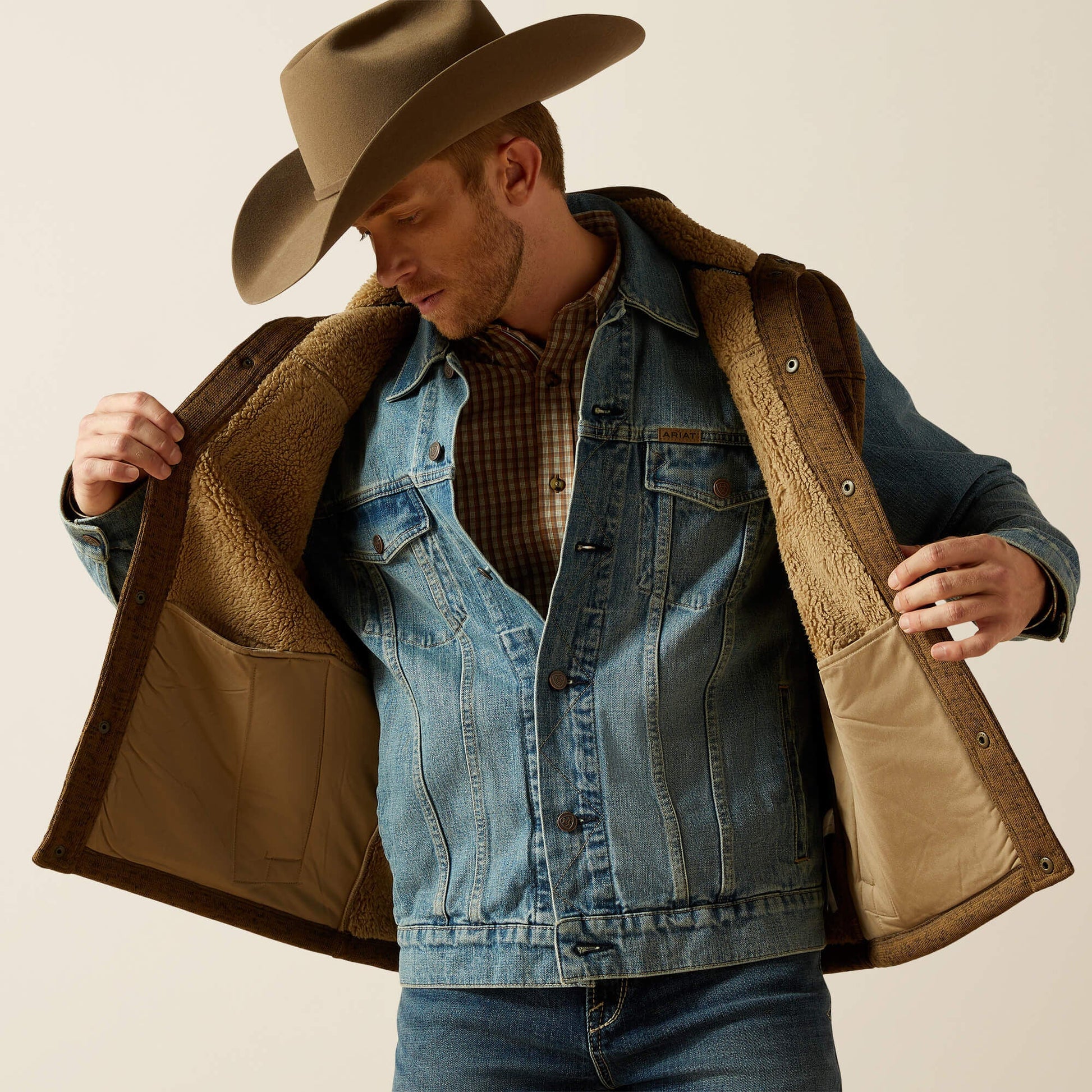 Caldwell Sherpa Vest Men | Ariat for sale