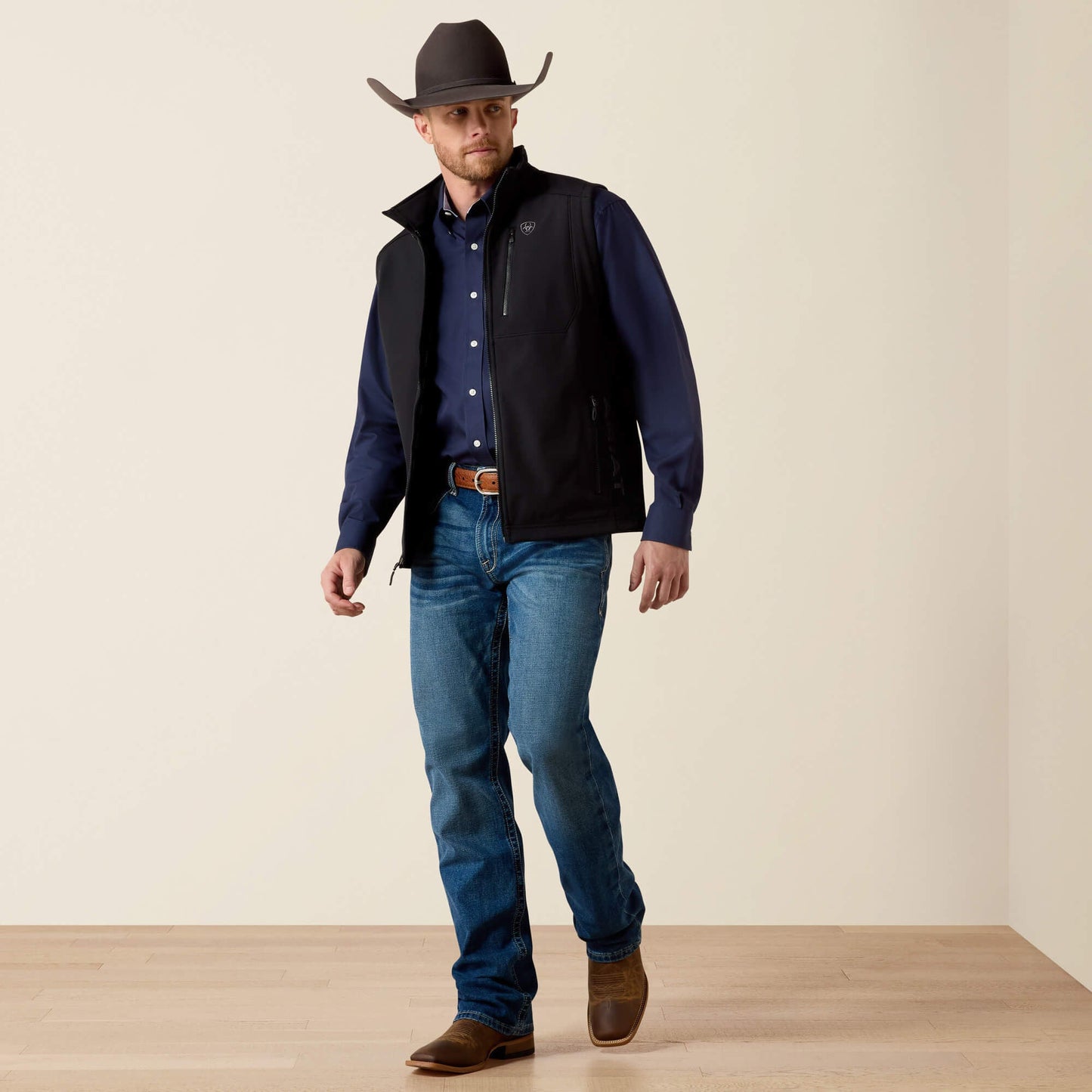 Logo 2.0 Patriot Softshell Vest Men | Ariat sale