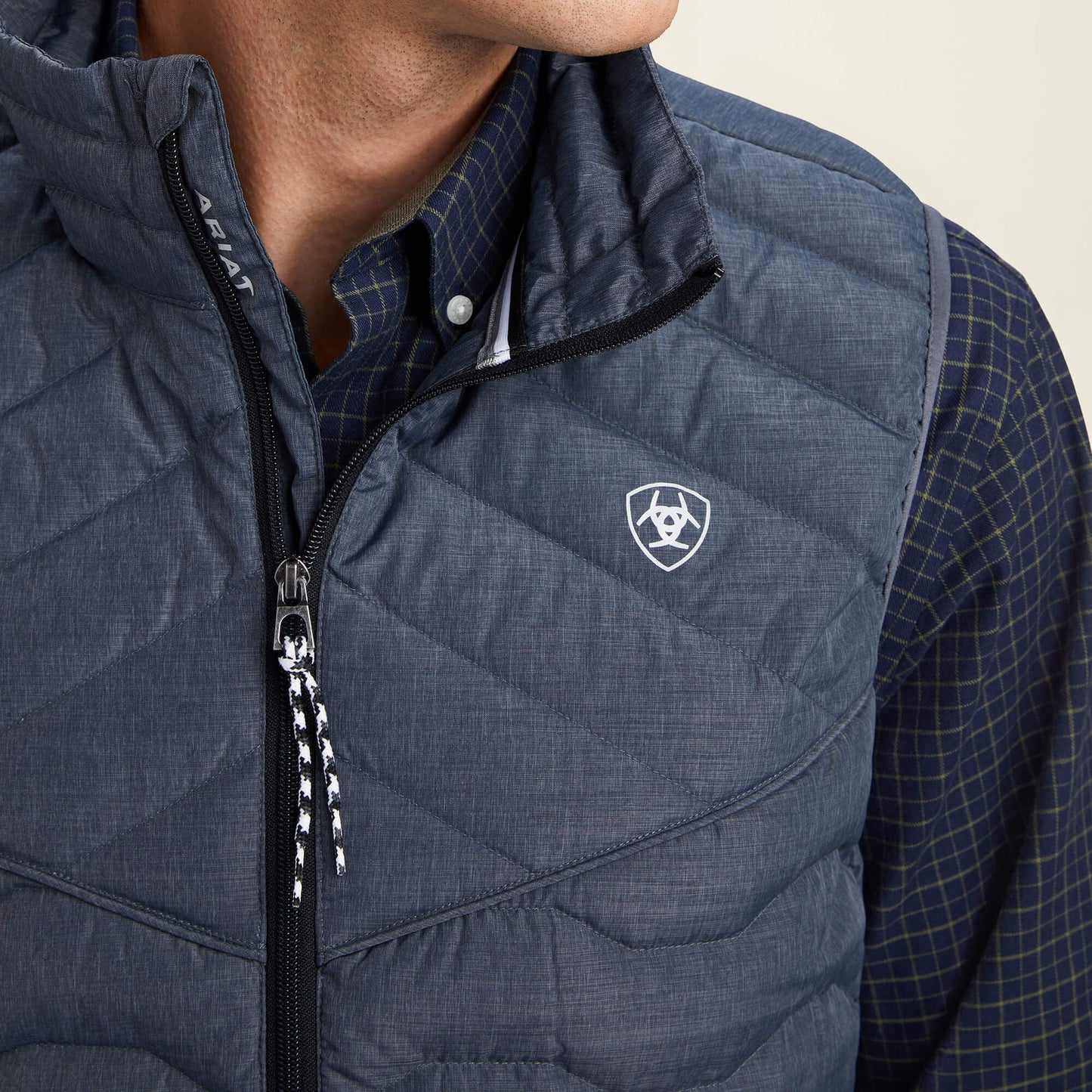 Ideal Down Vest Men | Ariat online