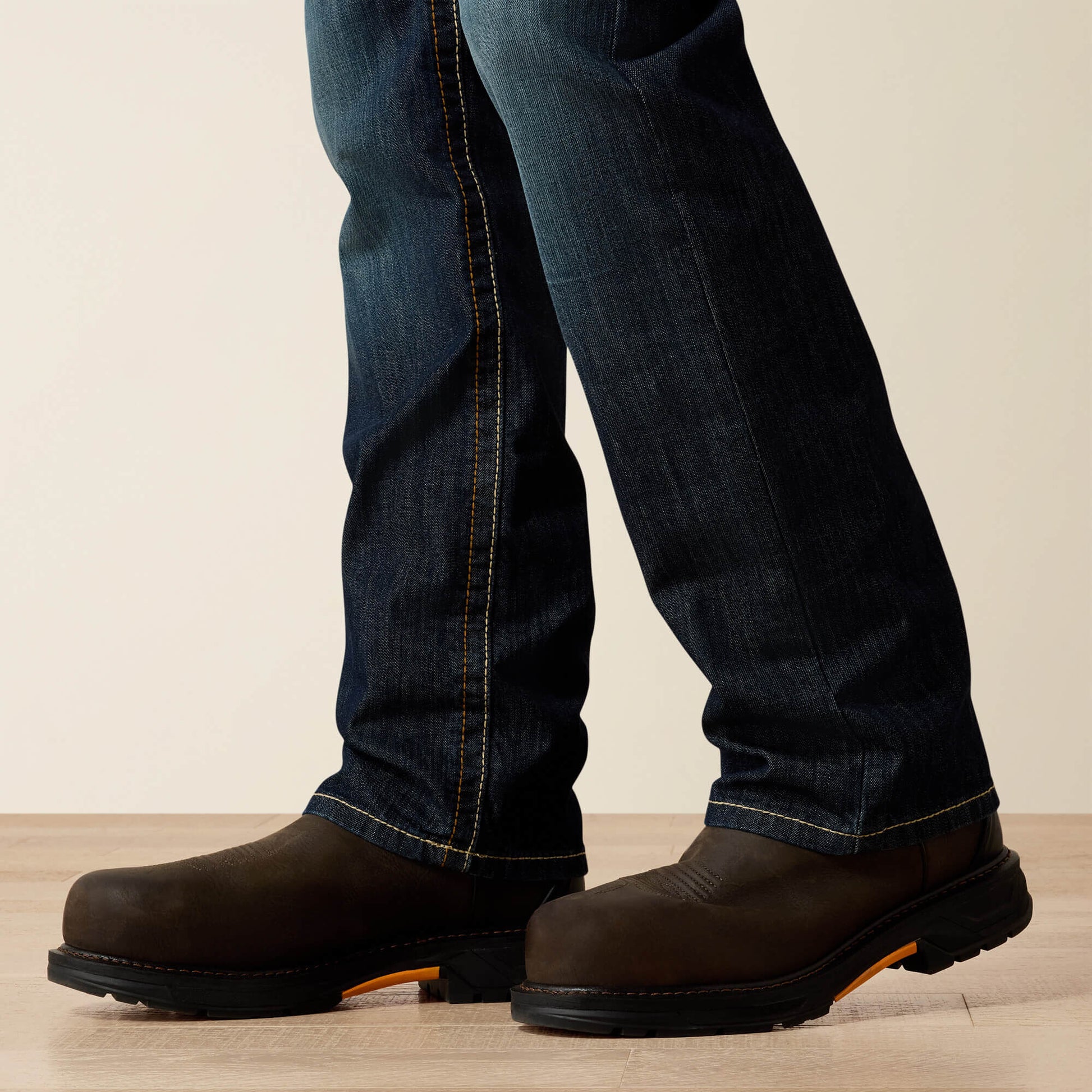 FR M4 Relaxed Stretch DuraLight Basic Boot Cut Jean Men | Ariat discount