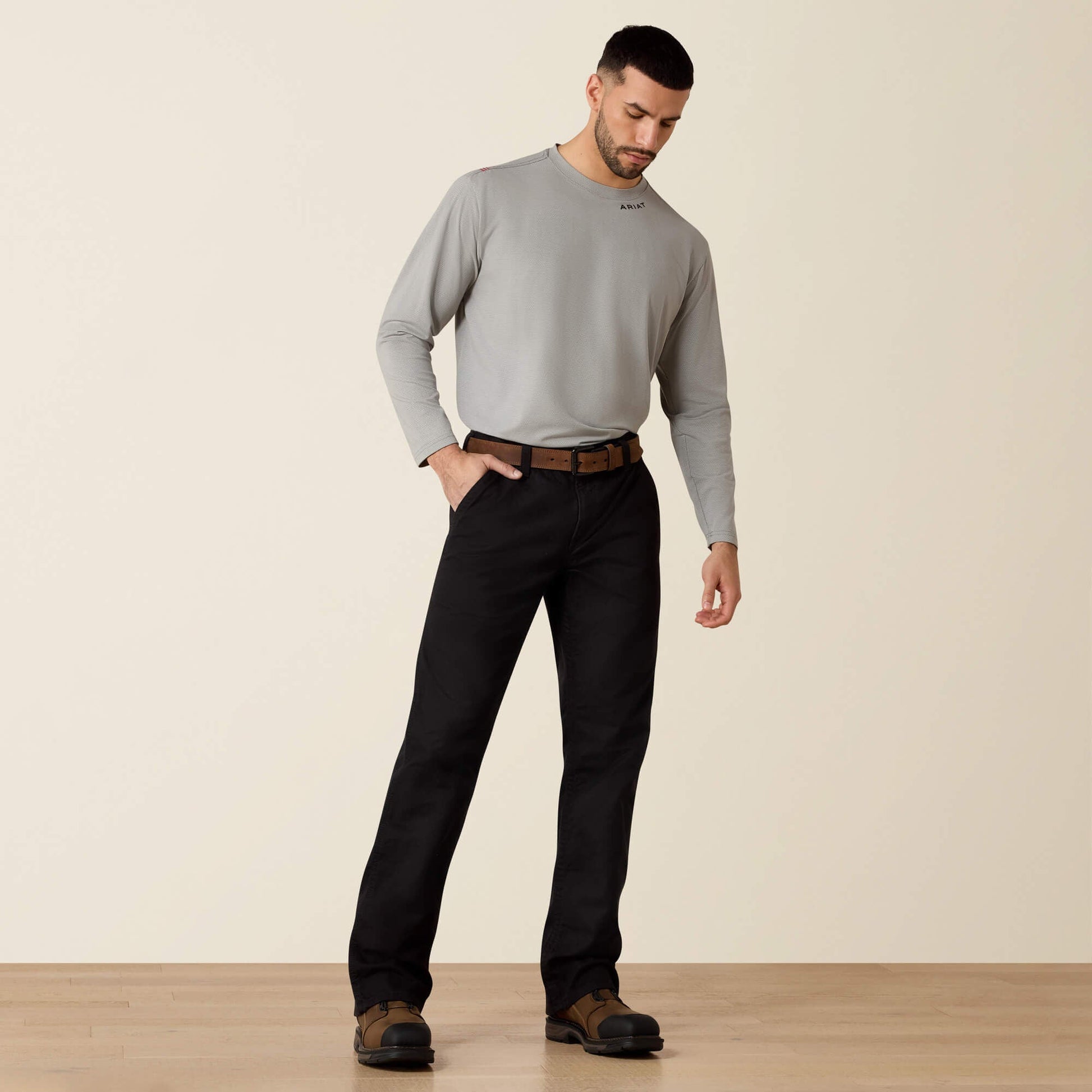 FR M4 Relaxed Workhorse Boot Cut Pant Men | Ariat outlet