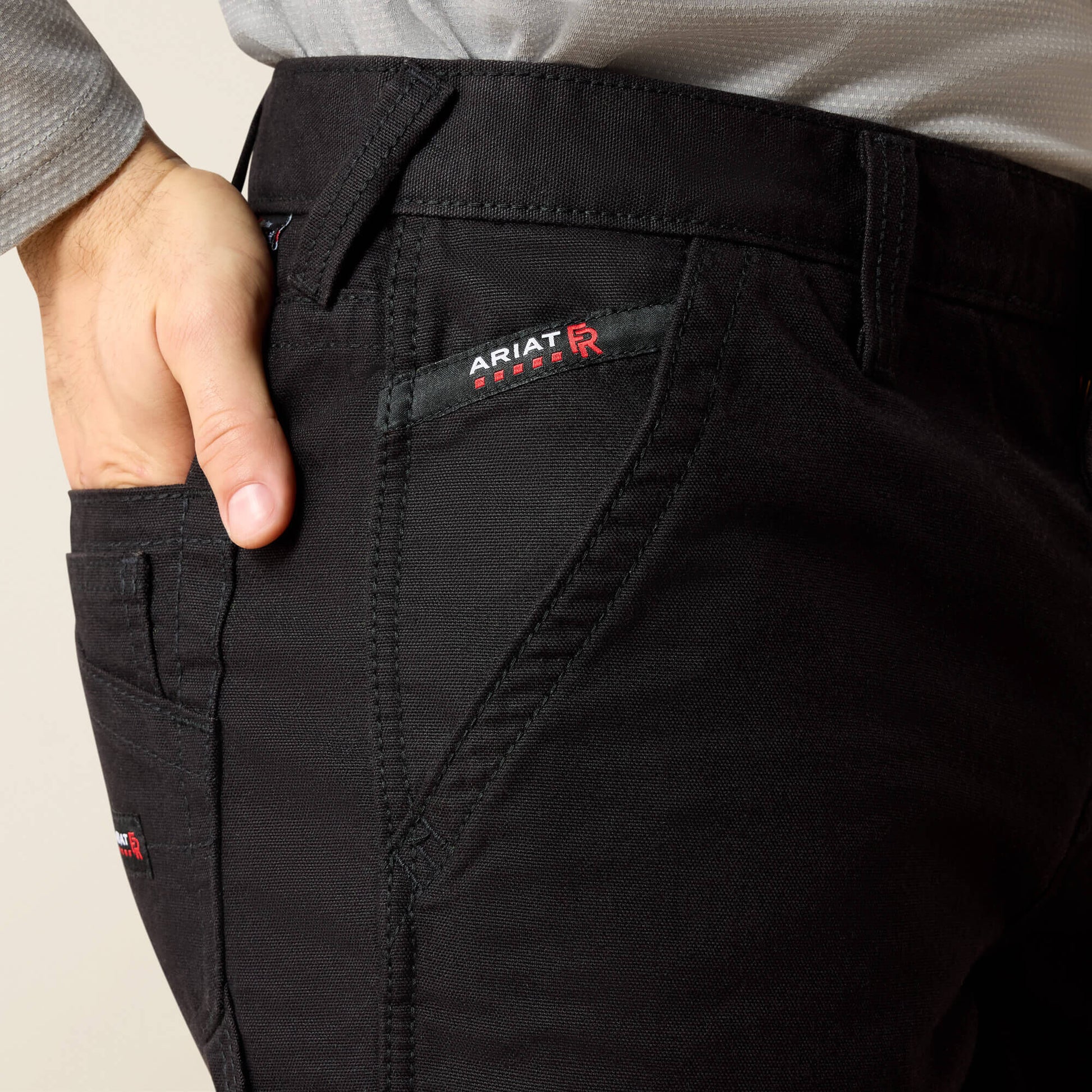 FR M4 Relaxed Workhorse Boot Cut Pant Men | Ariat outlet