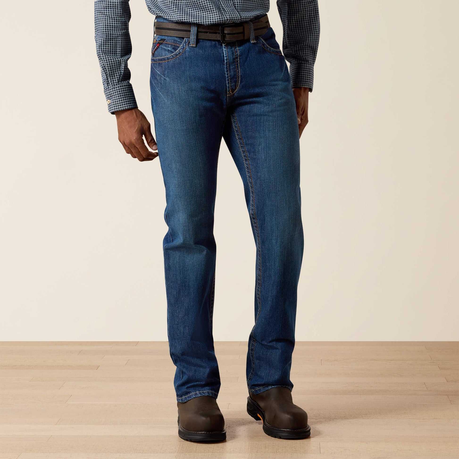 FR M4 Relaxed Basic Boot Cut Jean Men | Ariat online shop