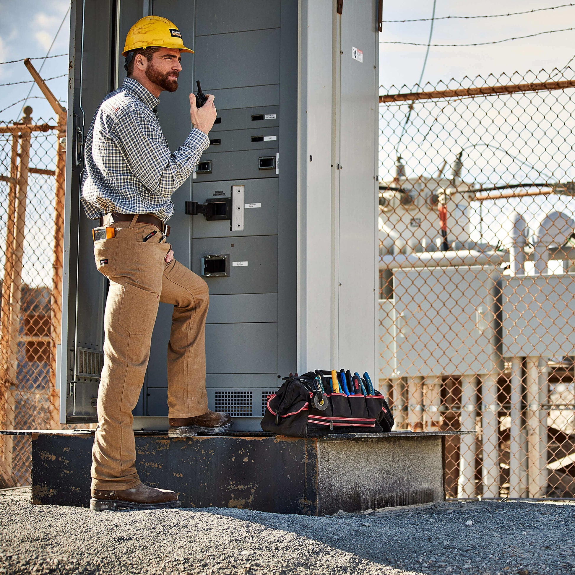 FR M4 Relaxed Crossfire Straight Pant Men | Ariat sale