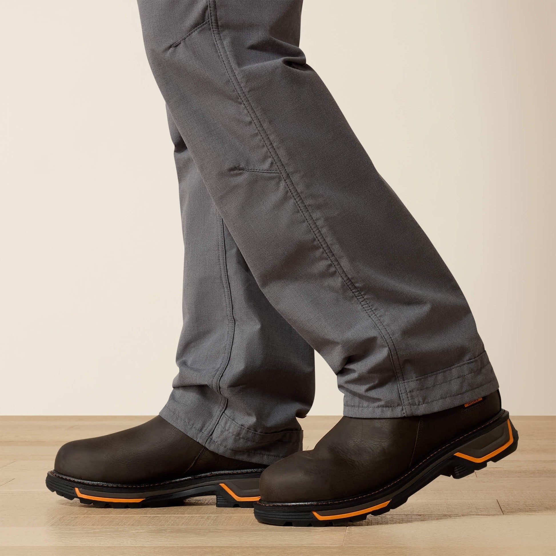 FR M4 Relaxed DuraLight Ripstop Boot Cut Pant Men | Ariat online