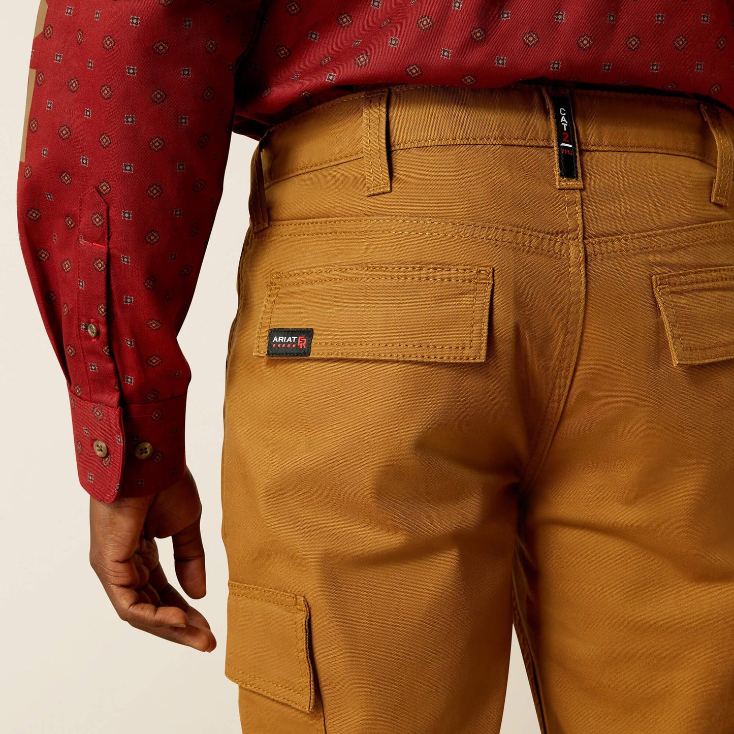 FR M4 Relaxed Lightweight Cargo DuraStretch Straight Leg Pants Men | Ariat online shop