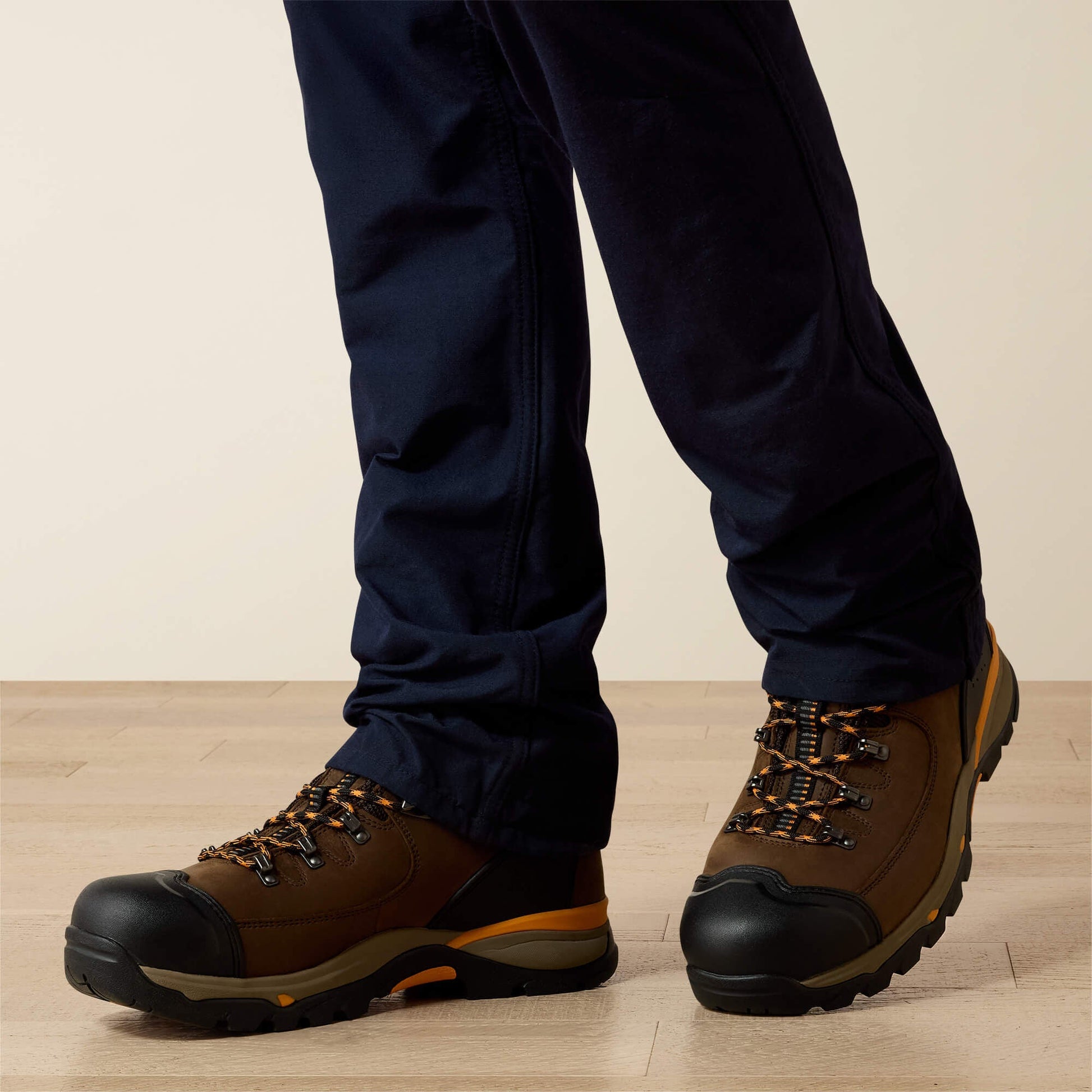 FR M5 DuraLight Ripstop Stackable Straight Leg Pant Men | Ariat outlet