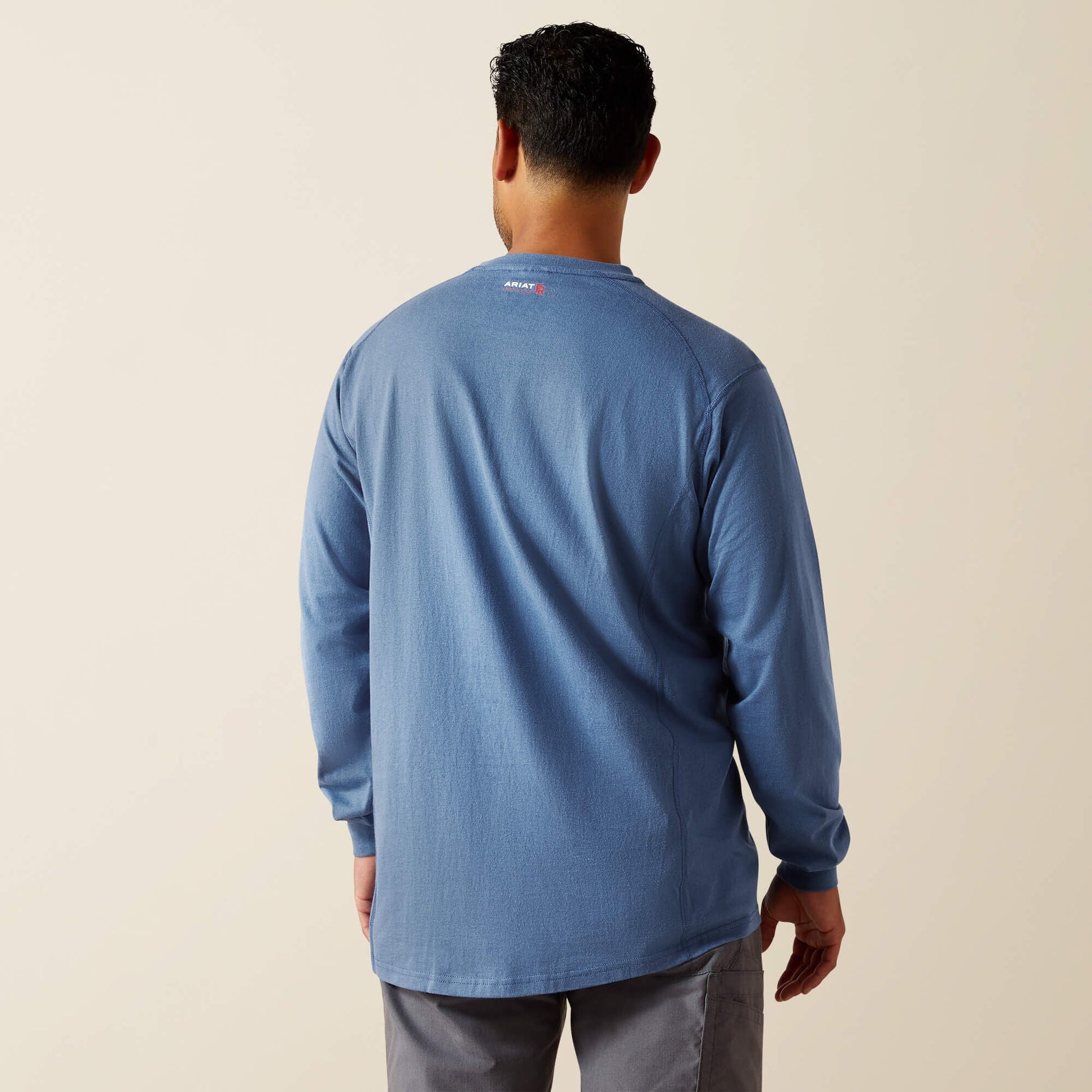 FR Air Henley Men | Ariat online shop
