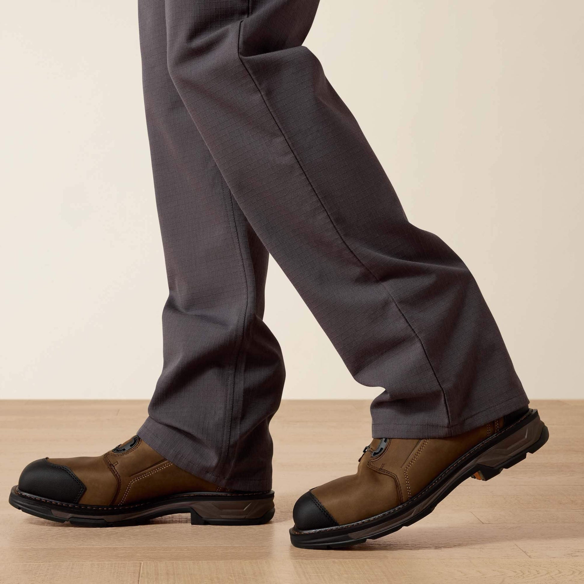 FR M4 Relaxed Crossfire Straight Pant Men | Ariat sale