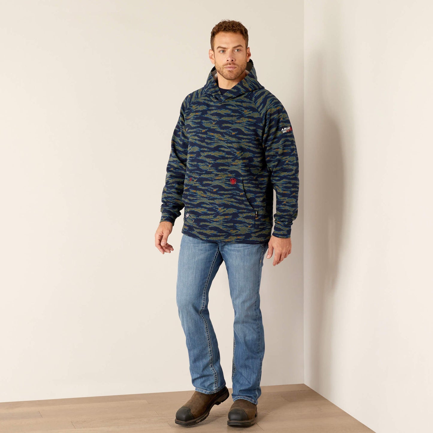 FR DuraStretch Smoke Hoodie Men | Ariat online