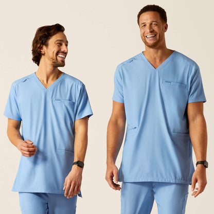 Derham 6 Pocket Scrub Top Men | Ariat online