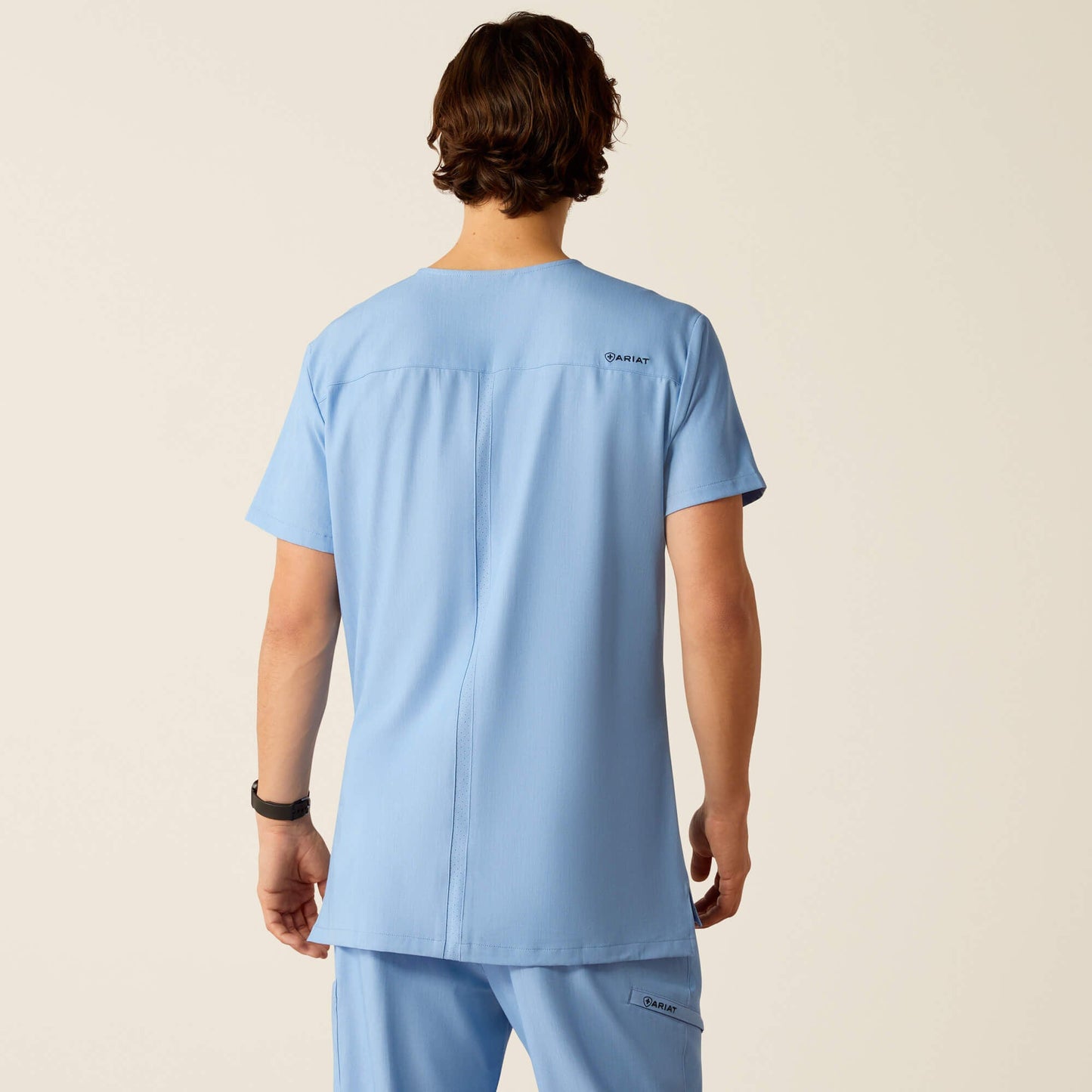 Derham 6 Pocket Scrub Top Men | Ariat online