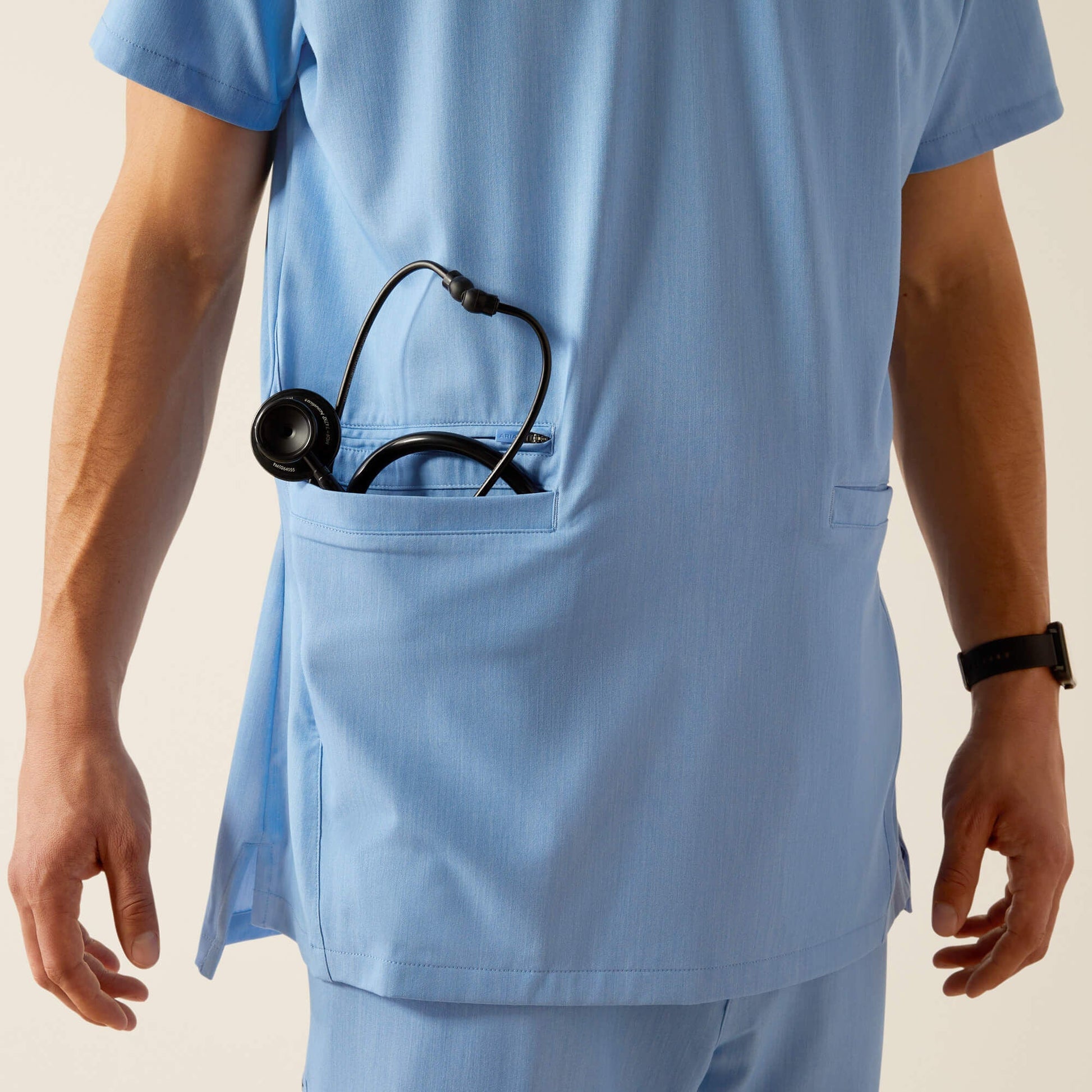 Derham 6 Pocket Scrub Top Men | Ariat online