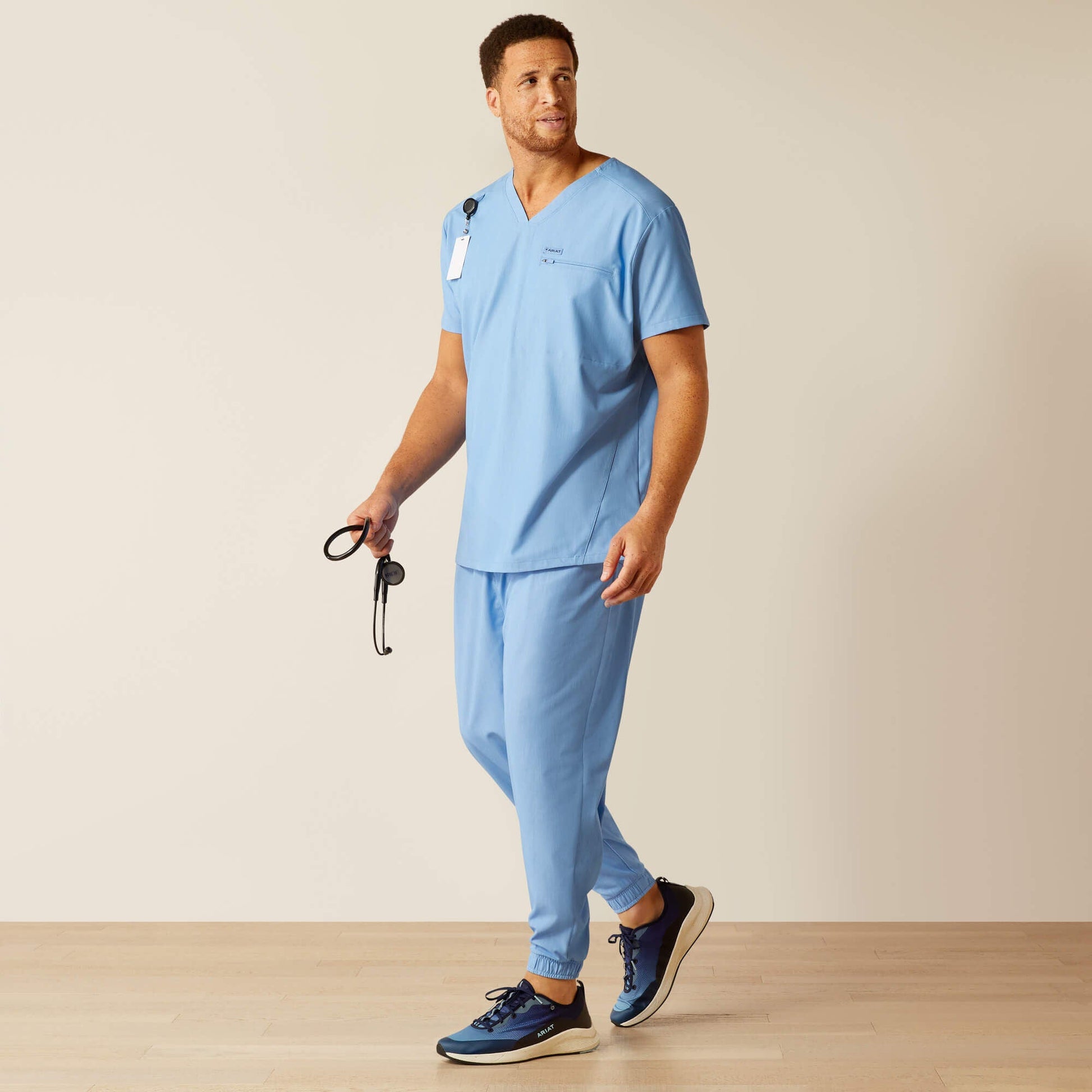 Whitman Scrub Top Men | Ariat outlet