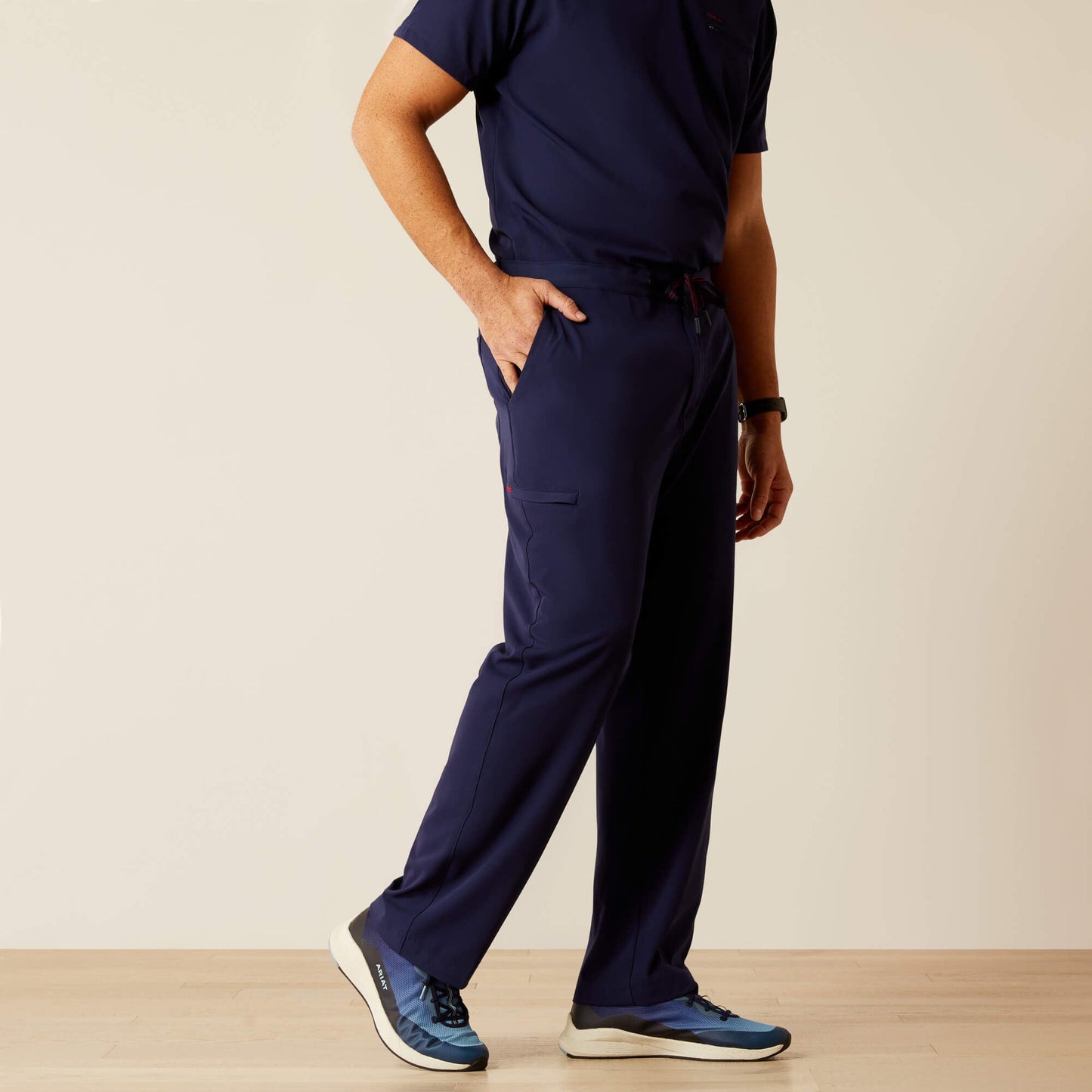 Jacobi Utility Stretch Scrub Pant Men | Ariat online