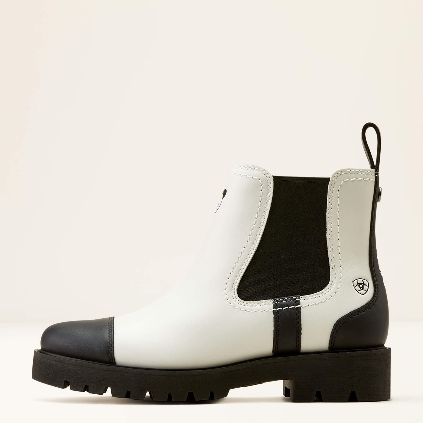 Wexford Lug Milton Menasco Boot Women | Ariat online