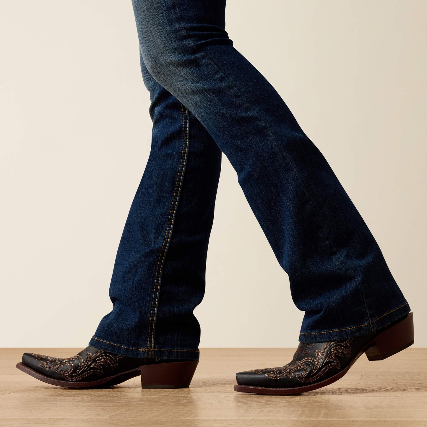 Perfect Rise Rosa Boot Cut Jeans Women | Ariat sale