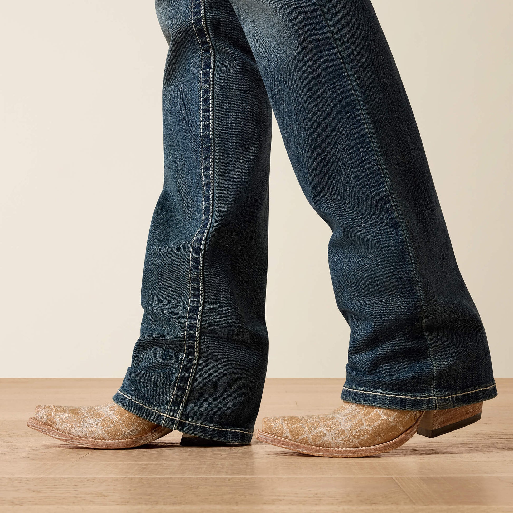 R.E.A.L. Straight Leg Jean Women | Ariat online shop