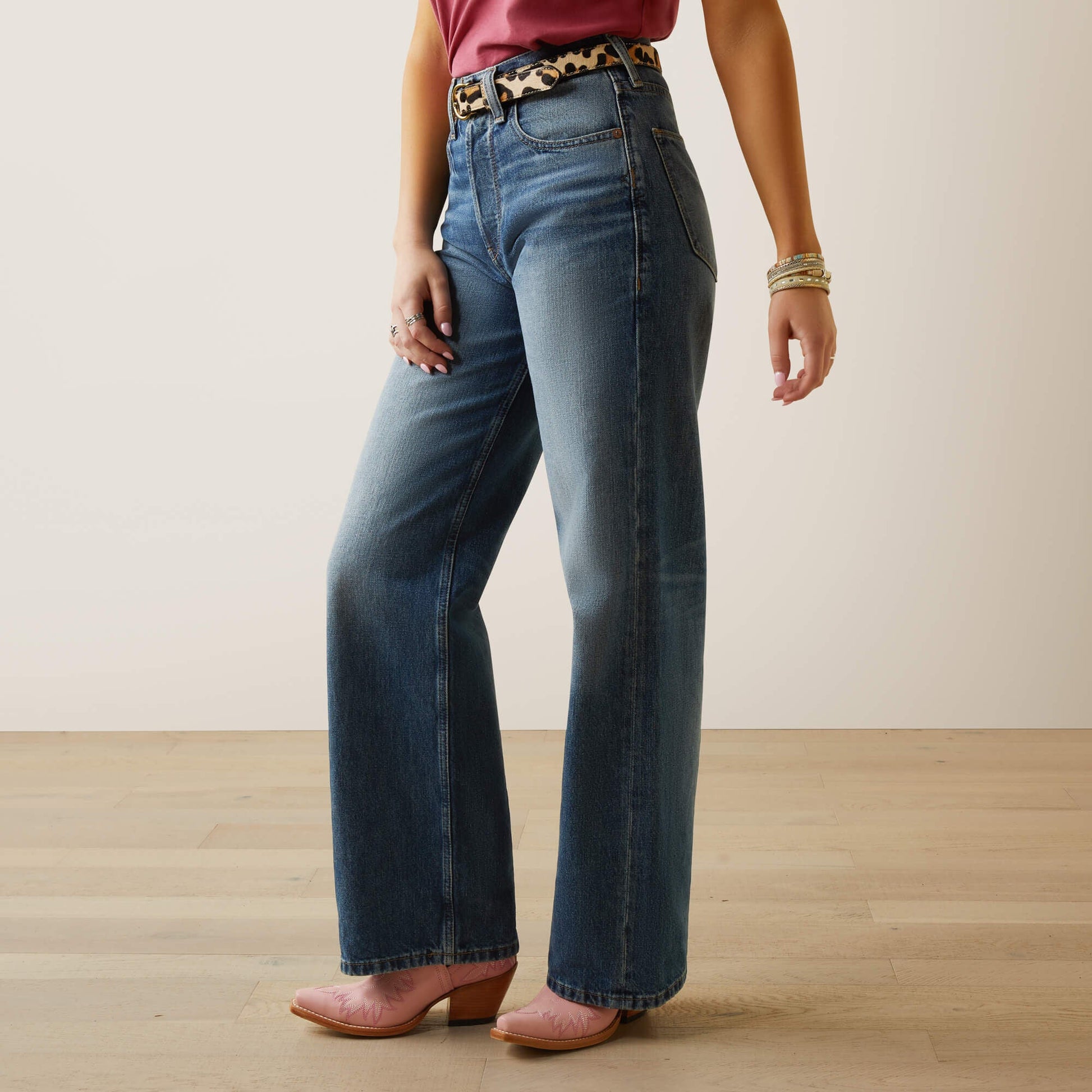 Ultra High Rise Tomboy Wide Jean Women | Ariat online