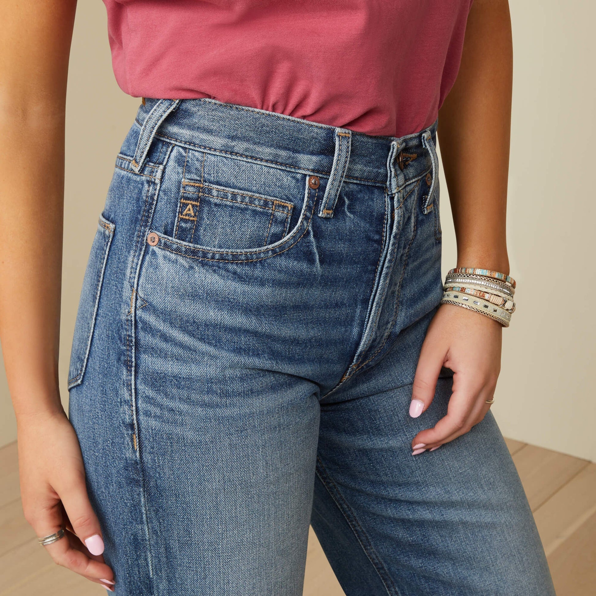 Ultra High Rise Tomboy Wide Jean Women | Ariat online