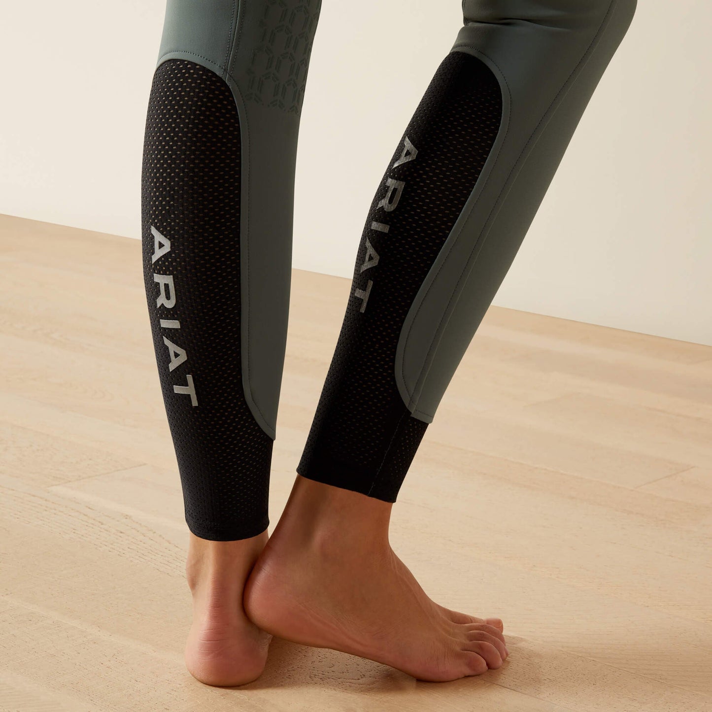 Tri Factor Vivacity Heat Half Grip Breech Women | Ariat sale