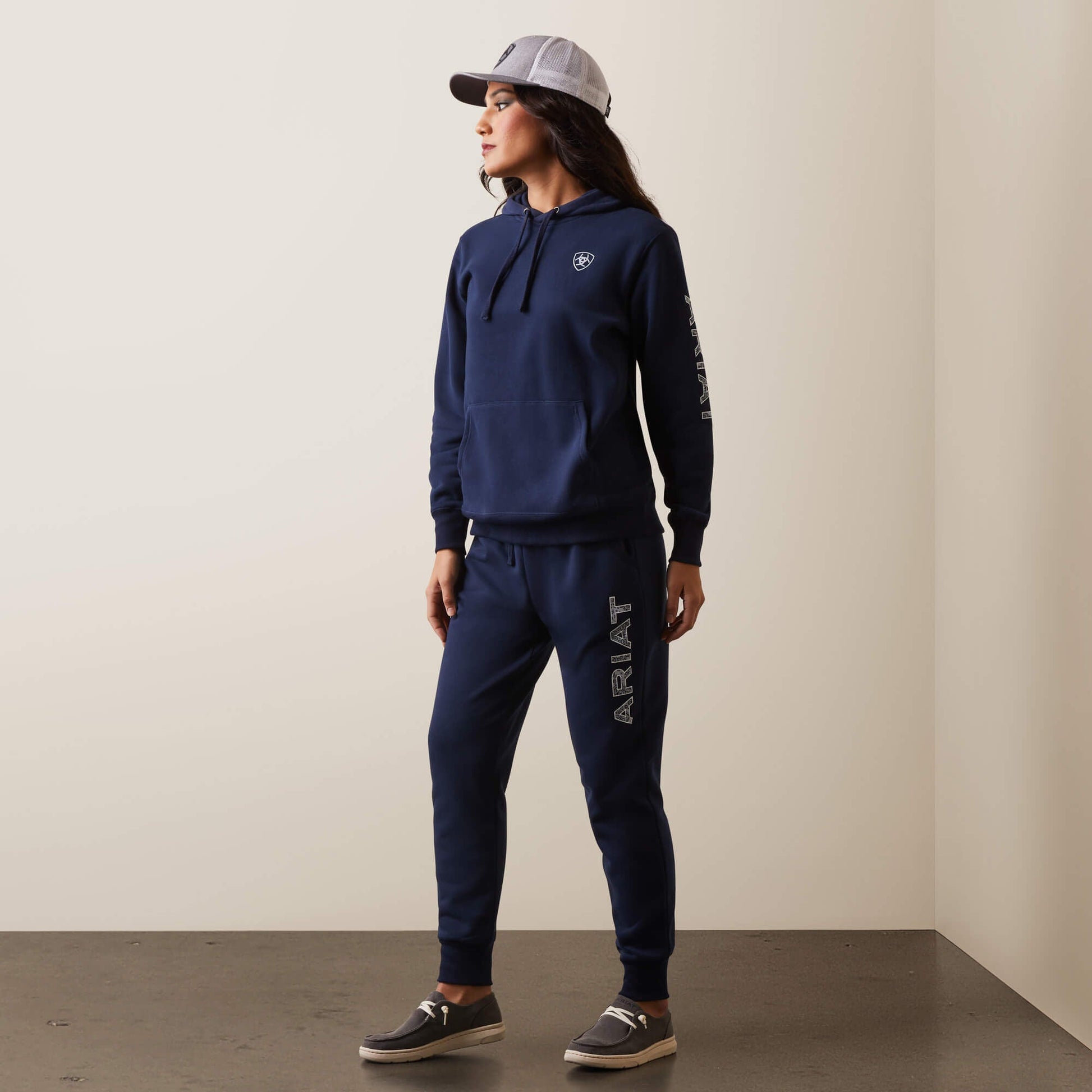 Ariat Logo Hoodie Women | Ariat outlet