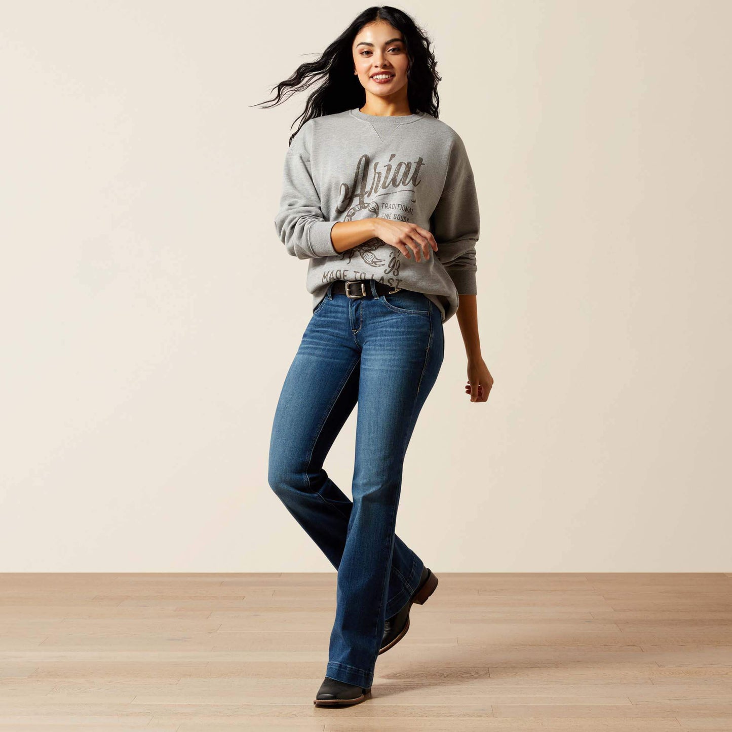 Scorpion Script Oversized Sweatshirt Women | Ariat on sale