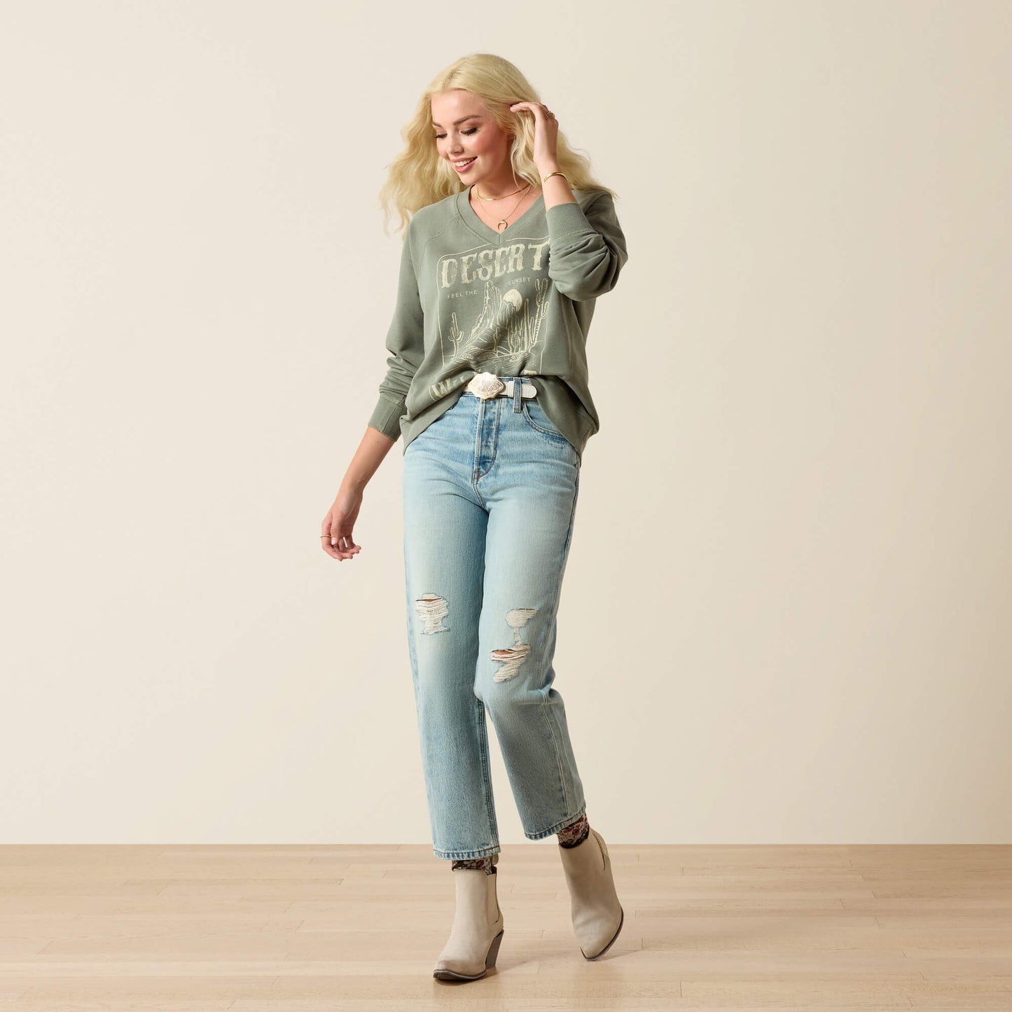 Victoria Sweatshirt Women | Ariat on sale