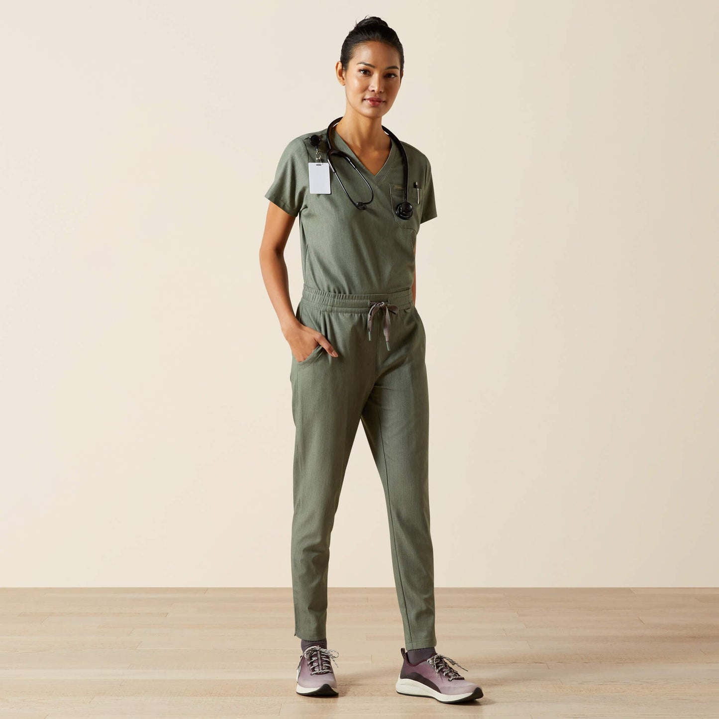 Beth Basic Scrub Top Women | Ariat outlet