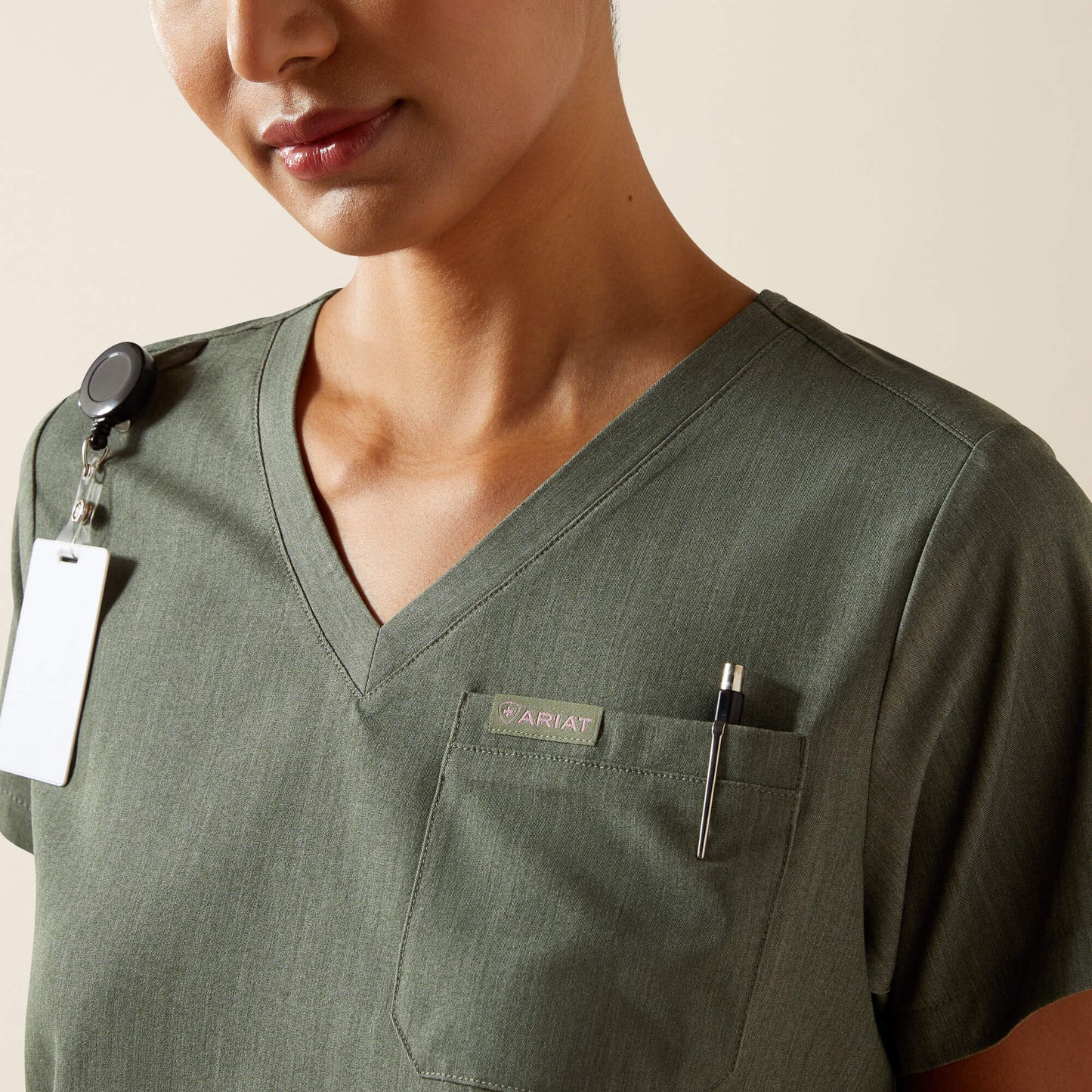 Beth Basic Scrub Top Women | Ariat outlet
